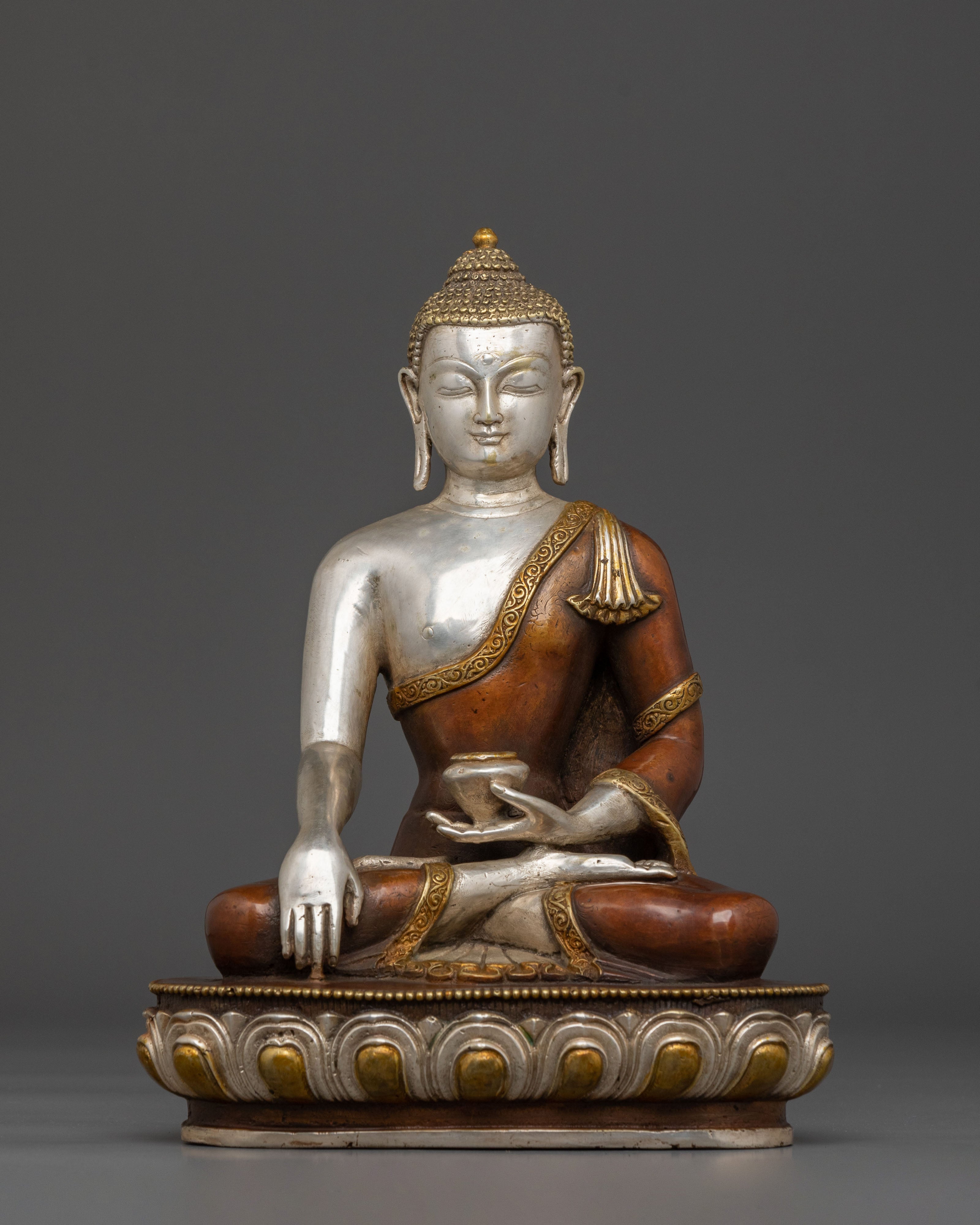 Shakyamuni Buddha Sacred Statue on Lotus Base