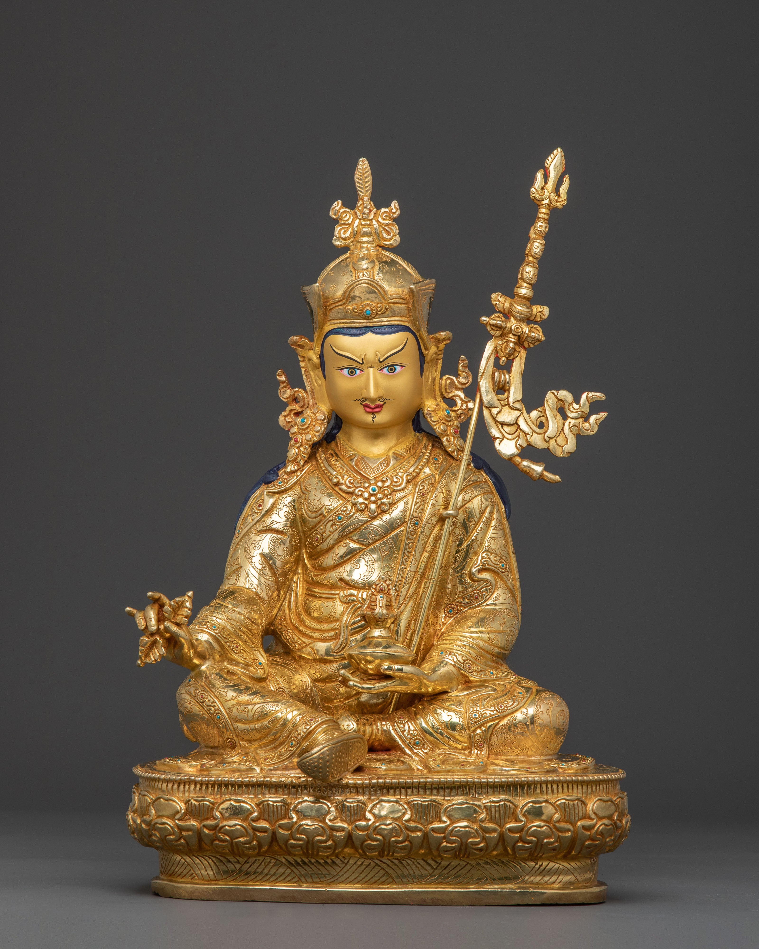 Guru Rinpoche Statue