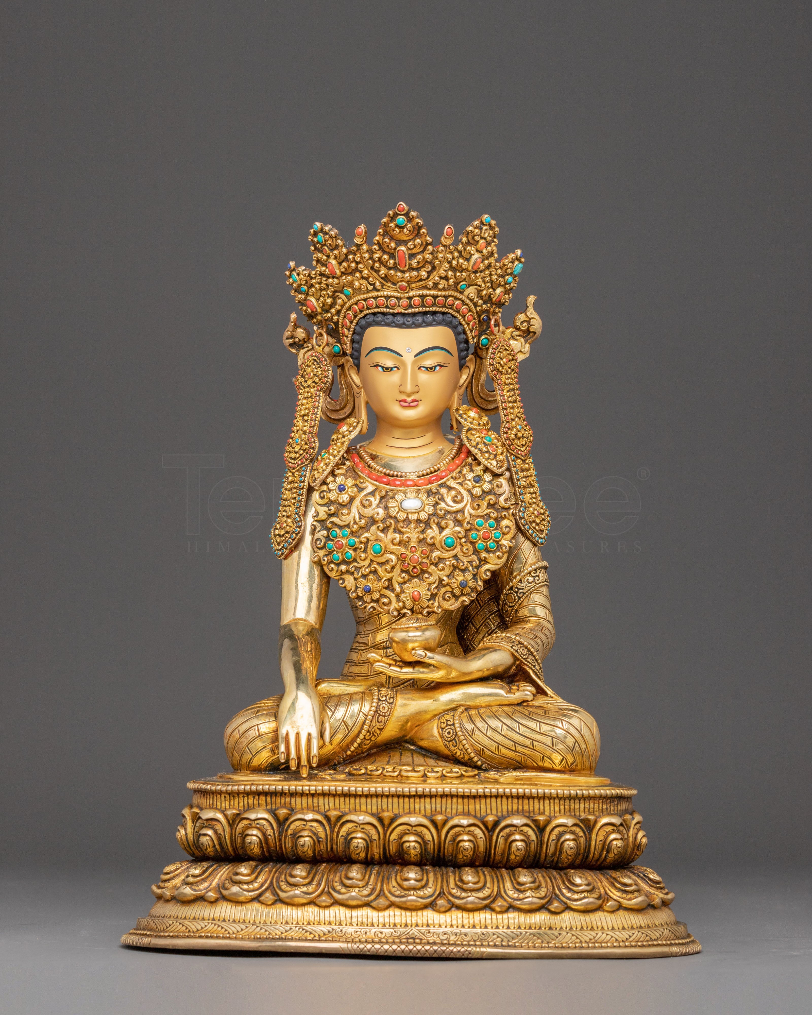 Statue Of Crowned Buddha Shakyamuni