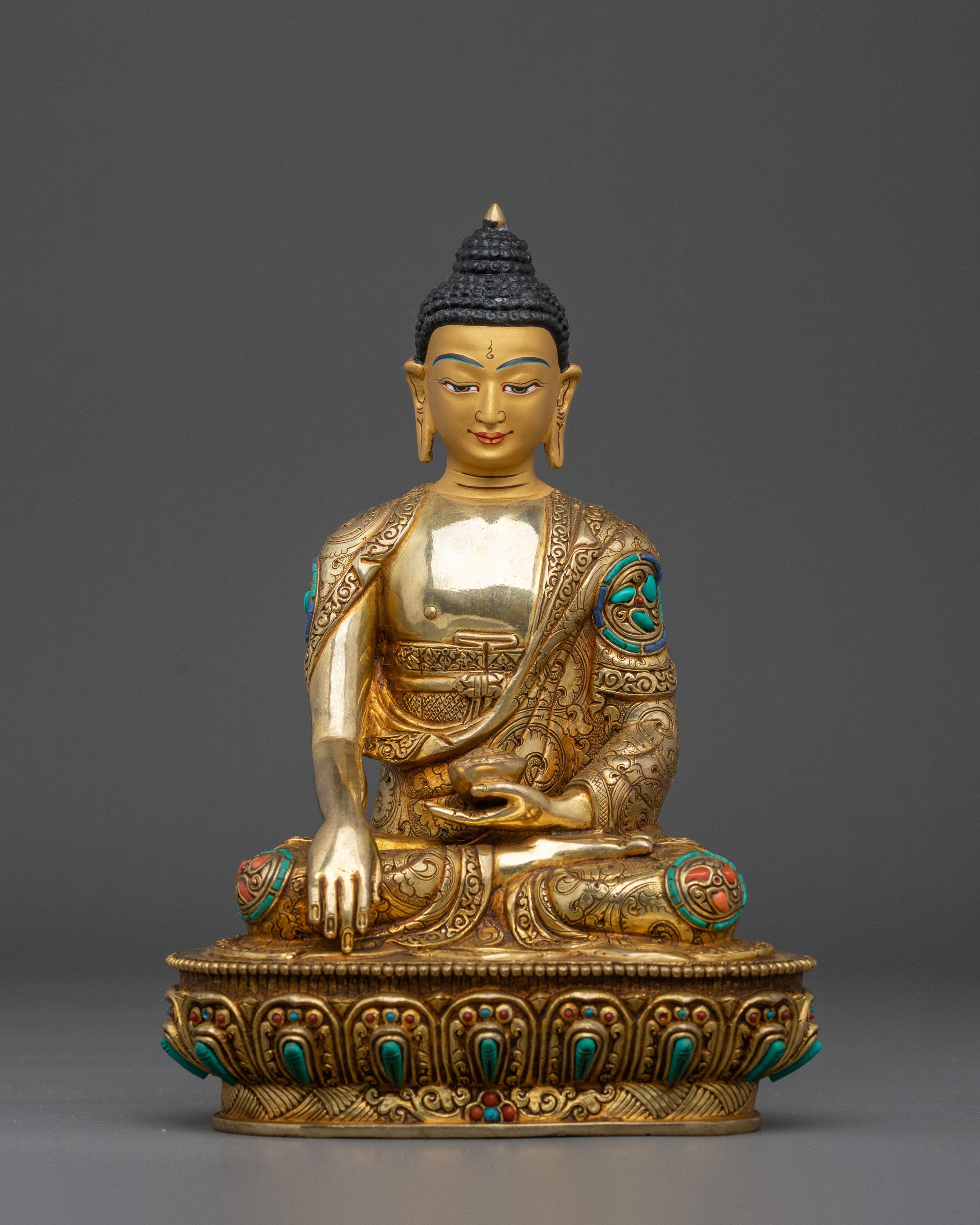 Handcrafted Shakyamuni Buddha Statue for Altar: Symbol of Enlightenment