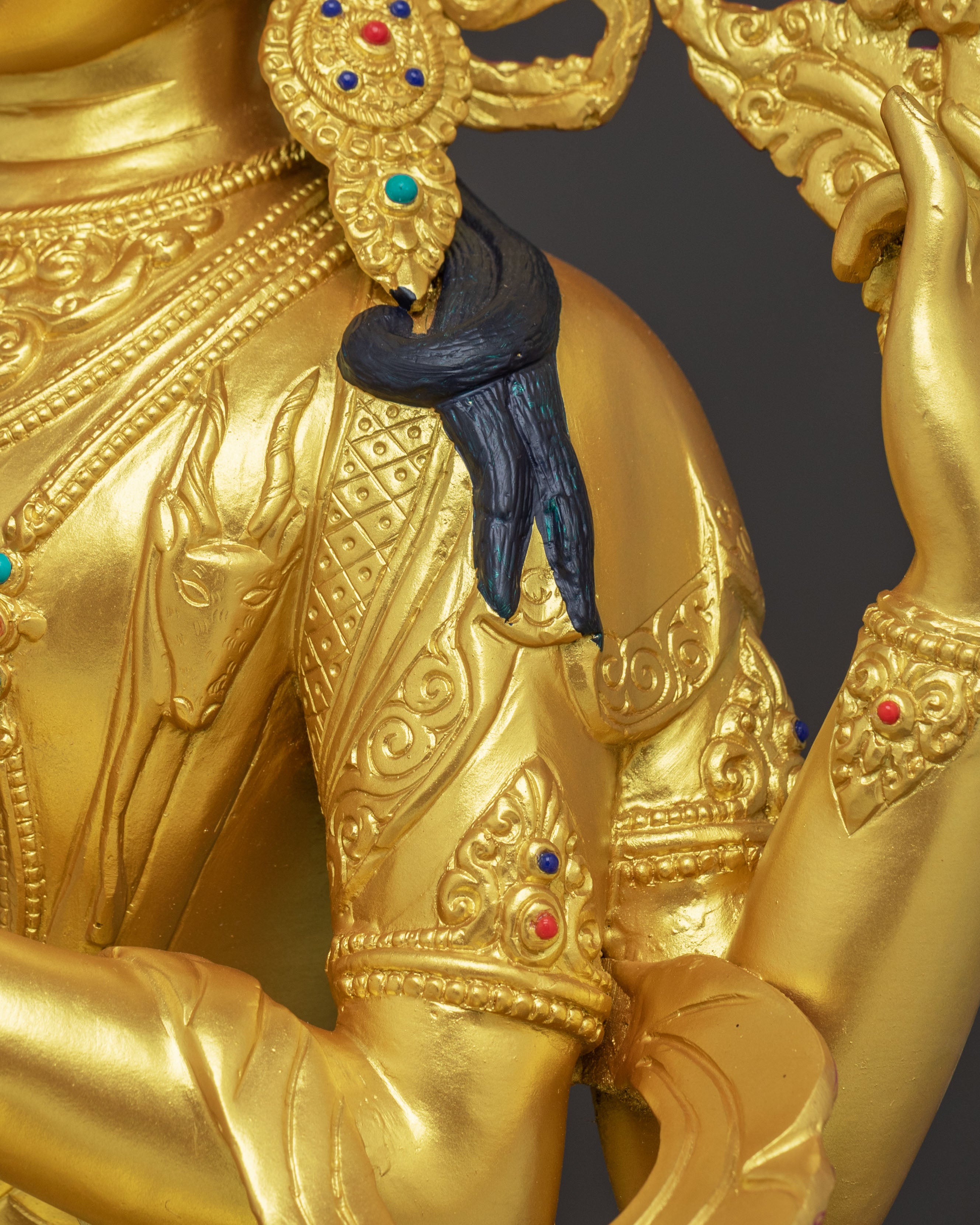 Chenrezig Golden Statue | Meditational Home Decor