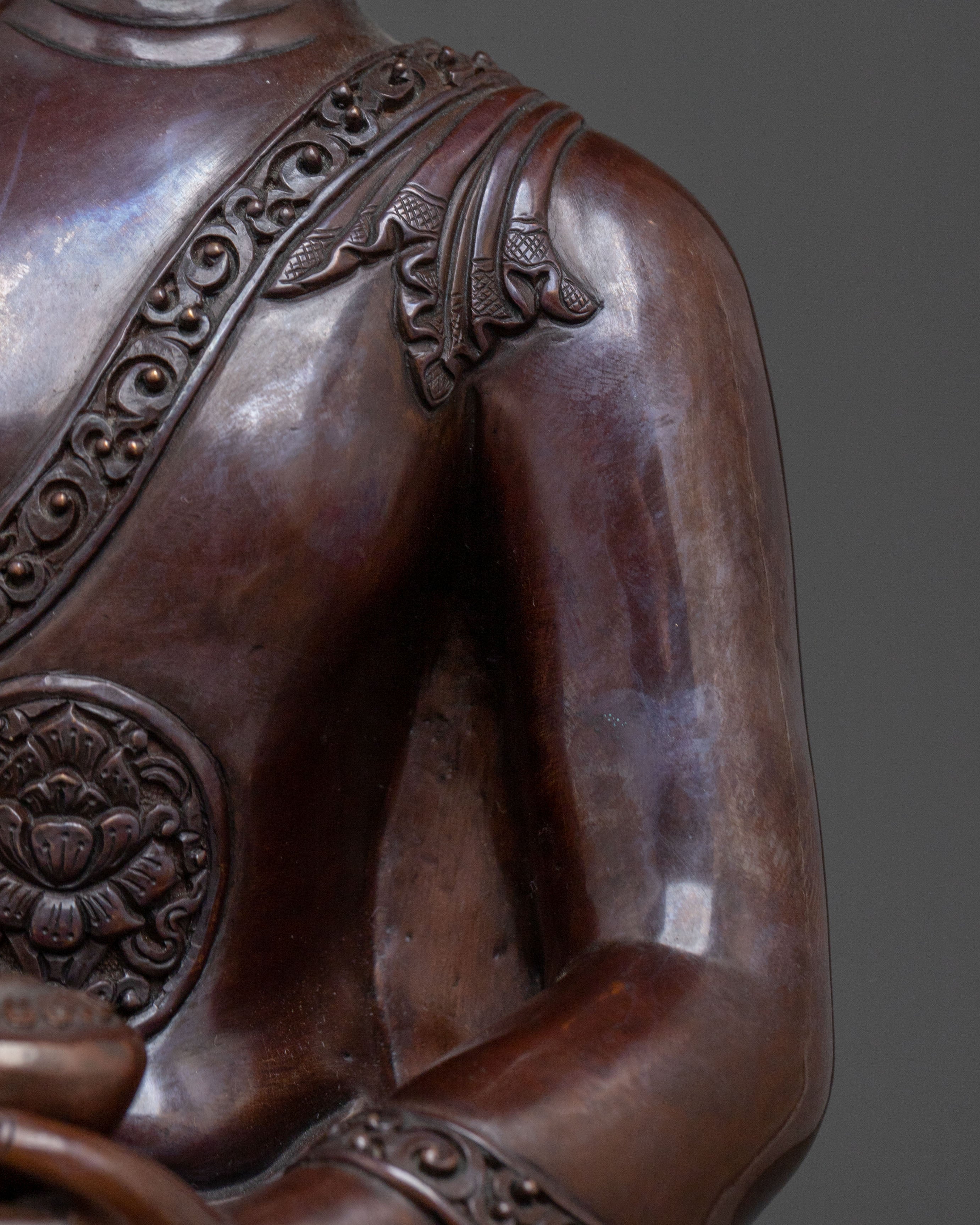Shakyamuni Buddha Statue Seated on Lotus | Altar Decor