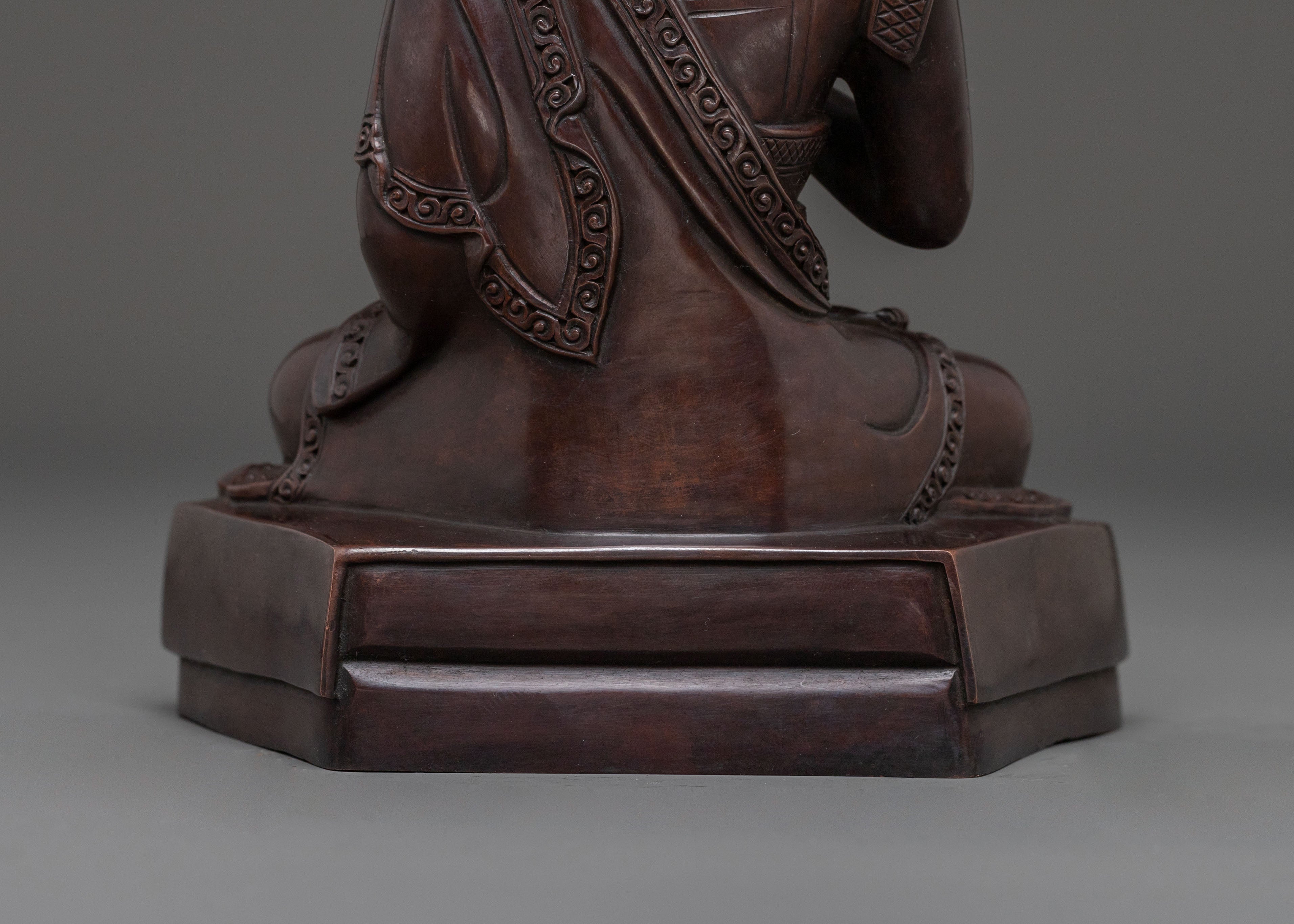 8th Karmapa Spiritual Statue | Symbol of Compassion
