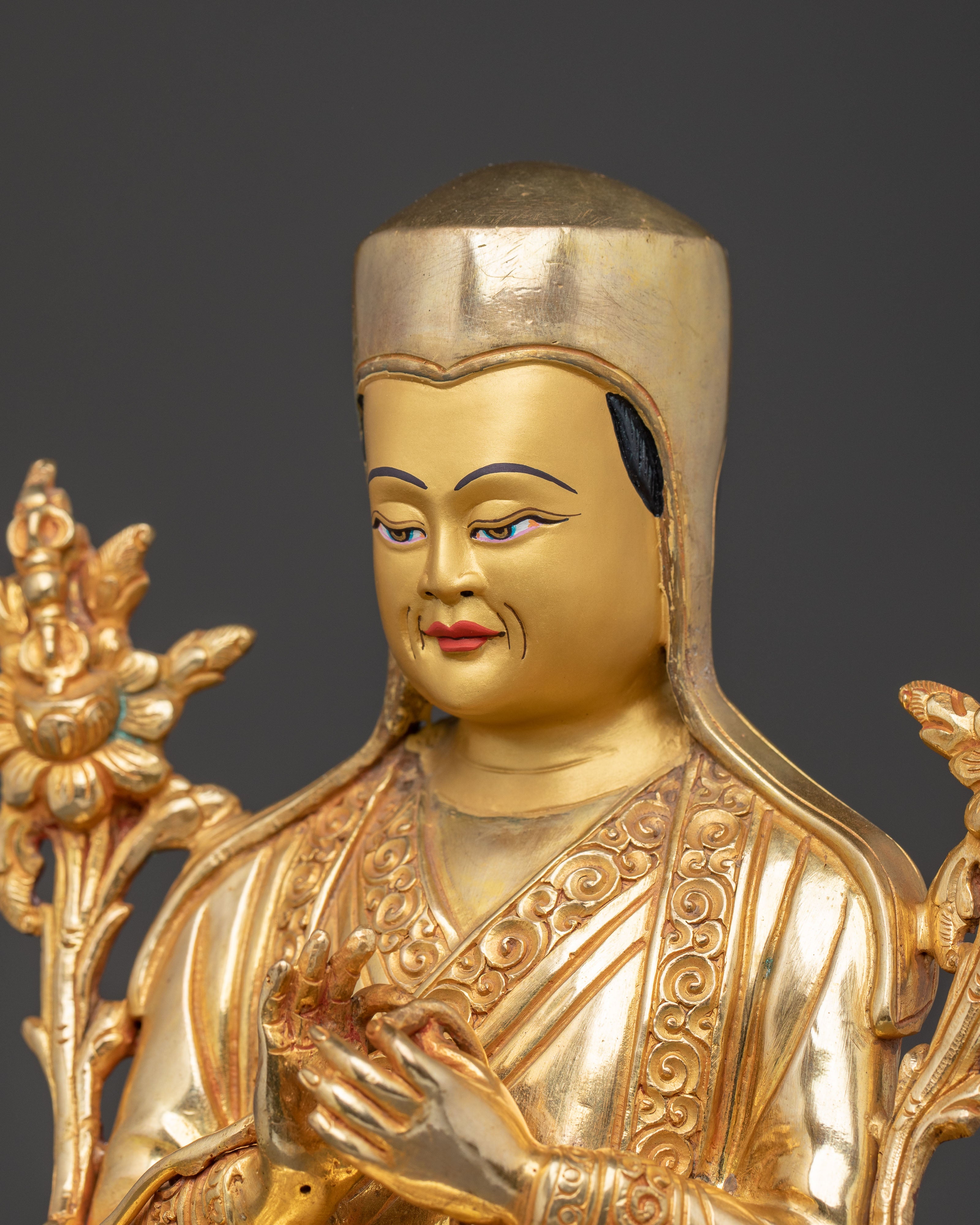 Statue of Drogon Chogyal Pagpa