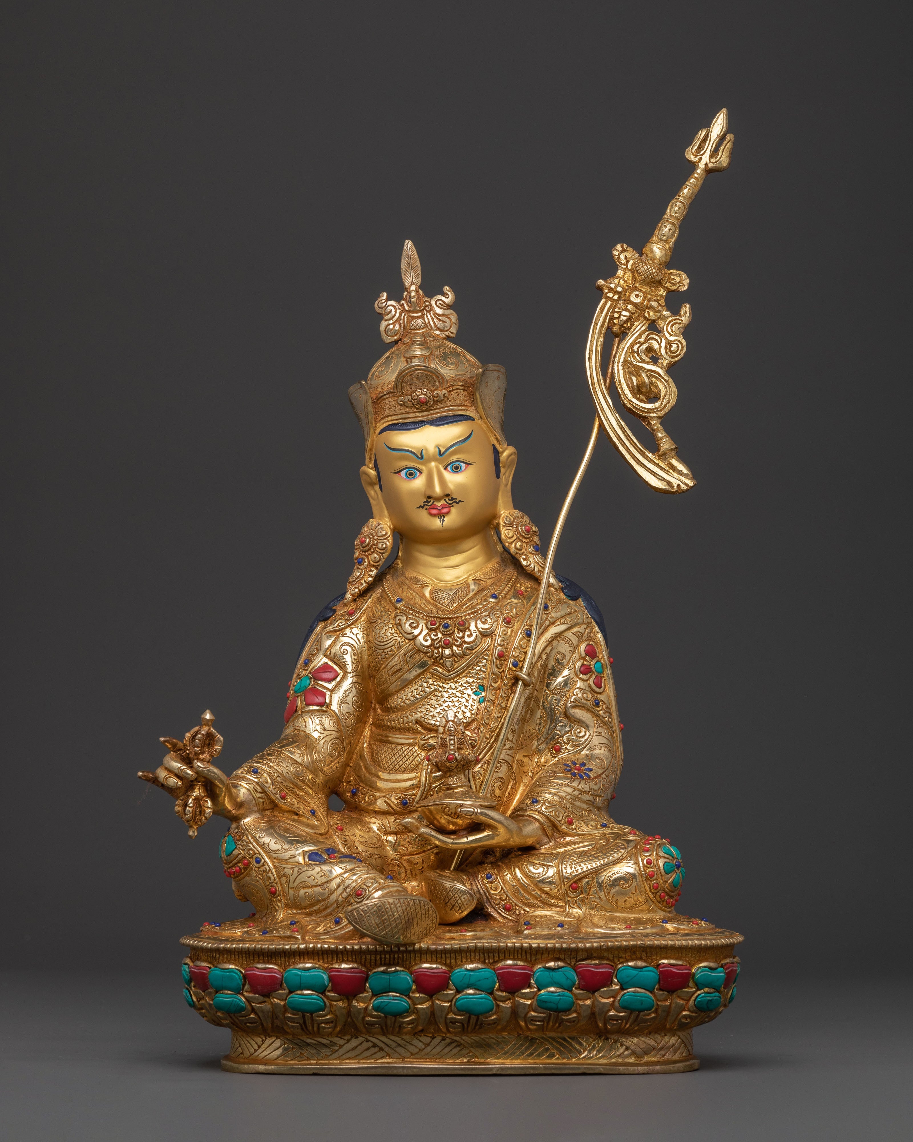 Guru Rinpoche Statue