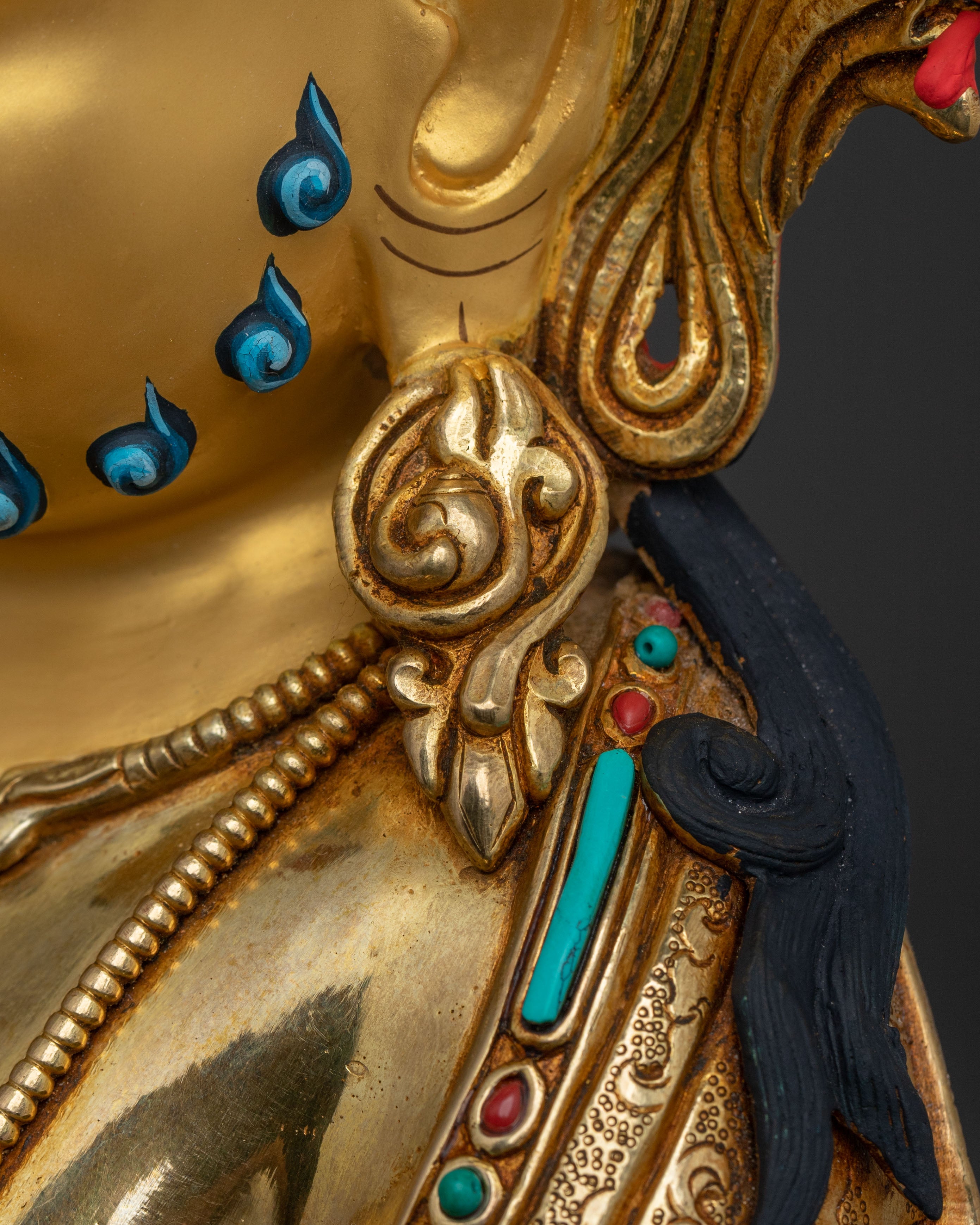 Dzambhala Sacred Statue | Symbol of Prosperity