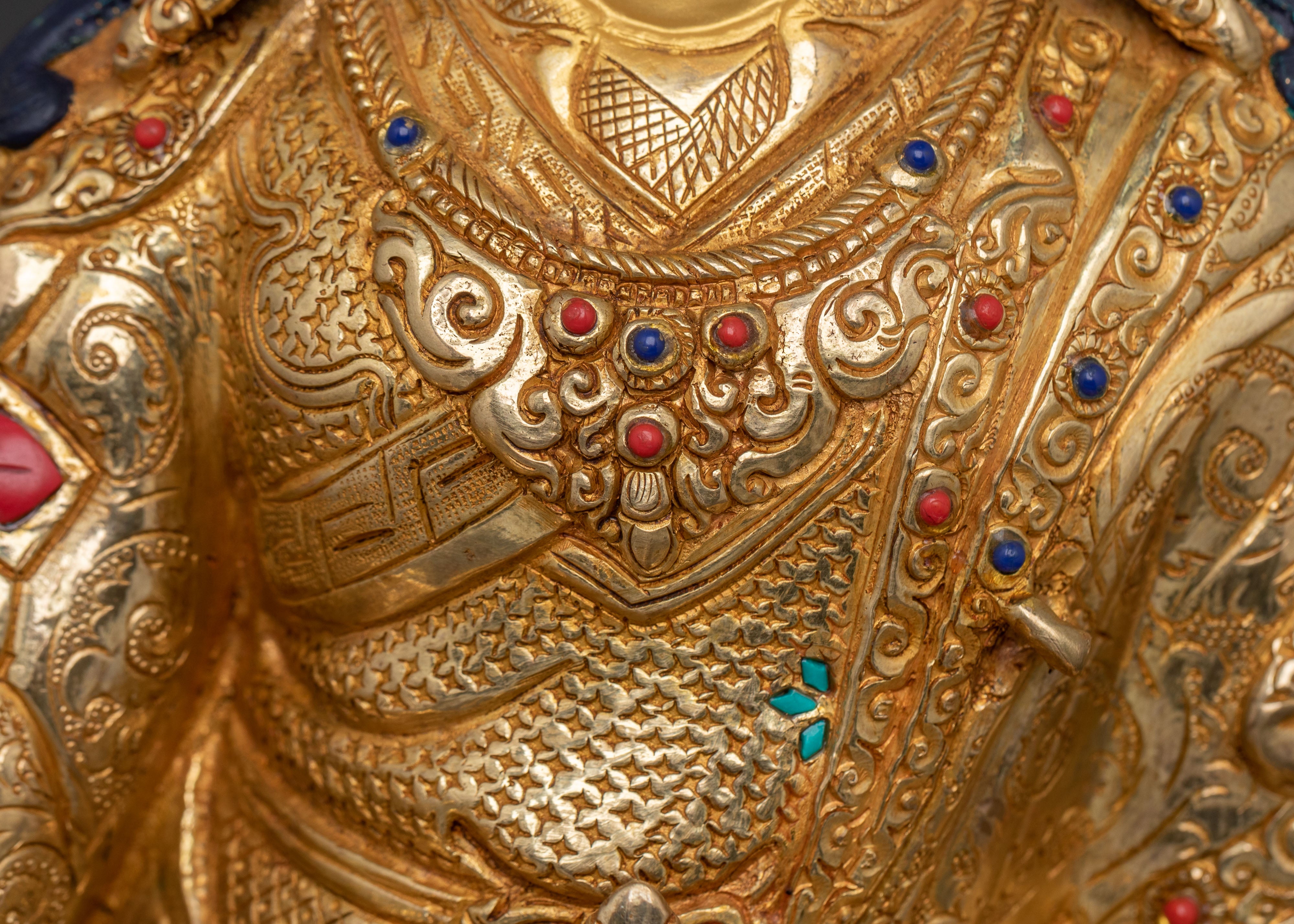 Sacred Guru Rinpoche Statue for Meditation