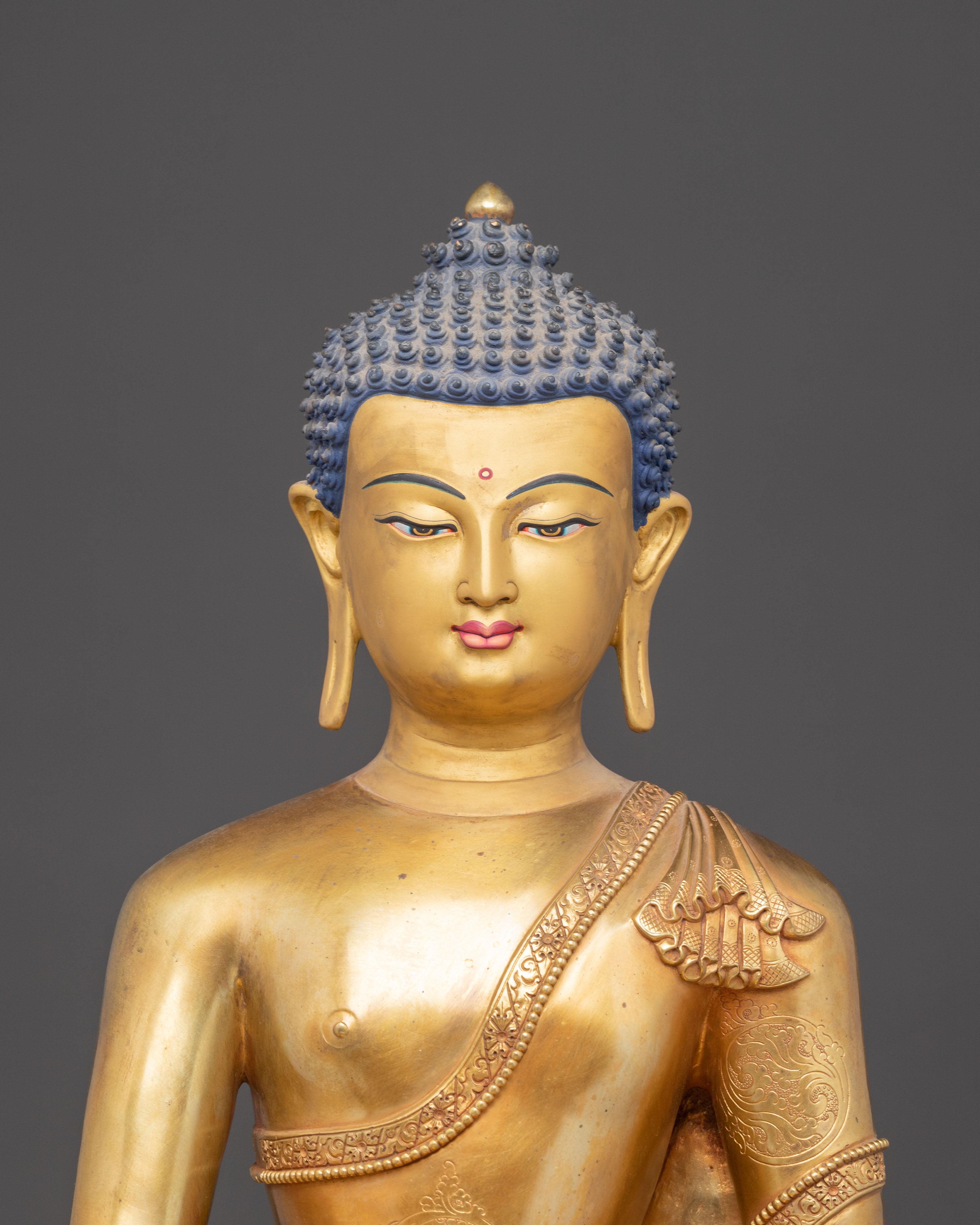 Shakyamuni Buddha Statue: Symbol of Wisdom and Compassion