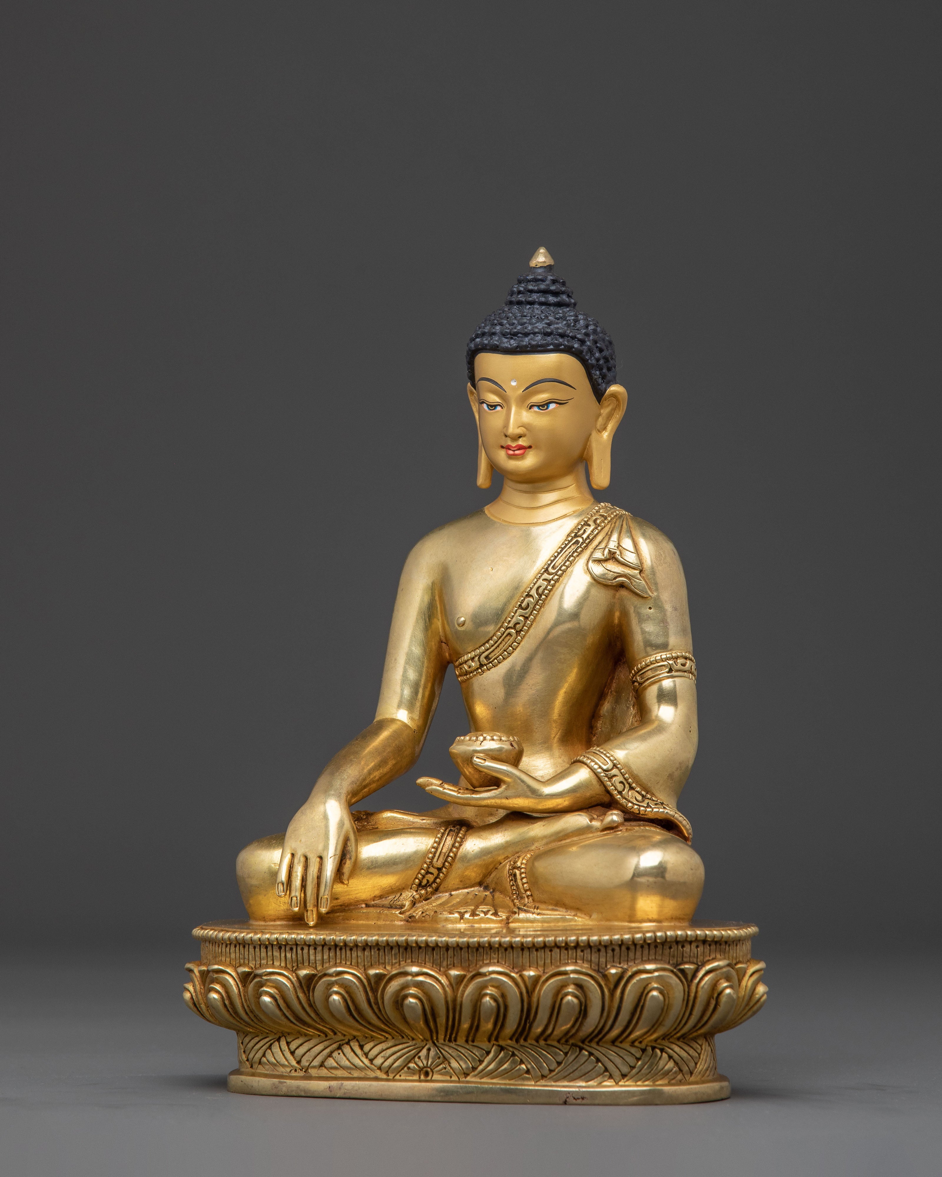 Shakyamuni Buddha Traditional Handcrafted Statue – 24K Gilded
