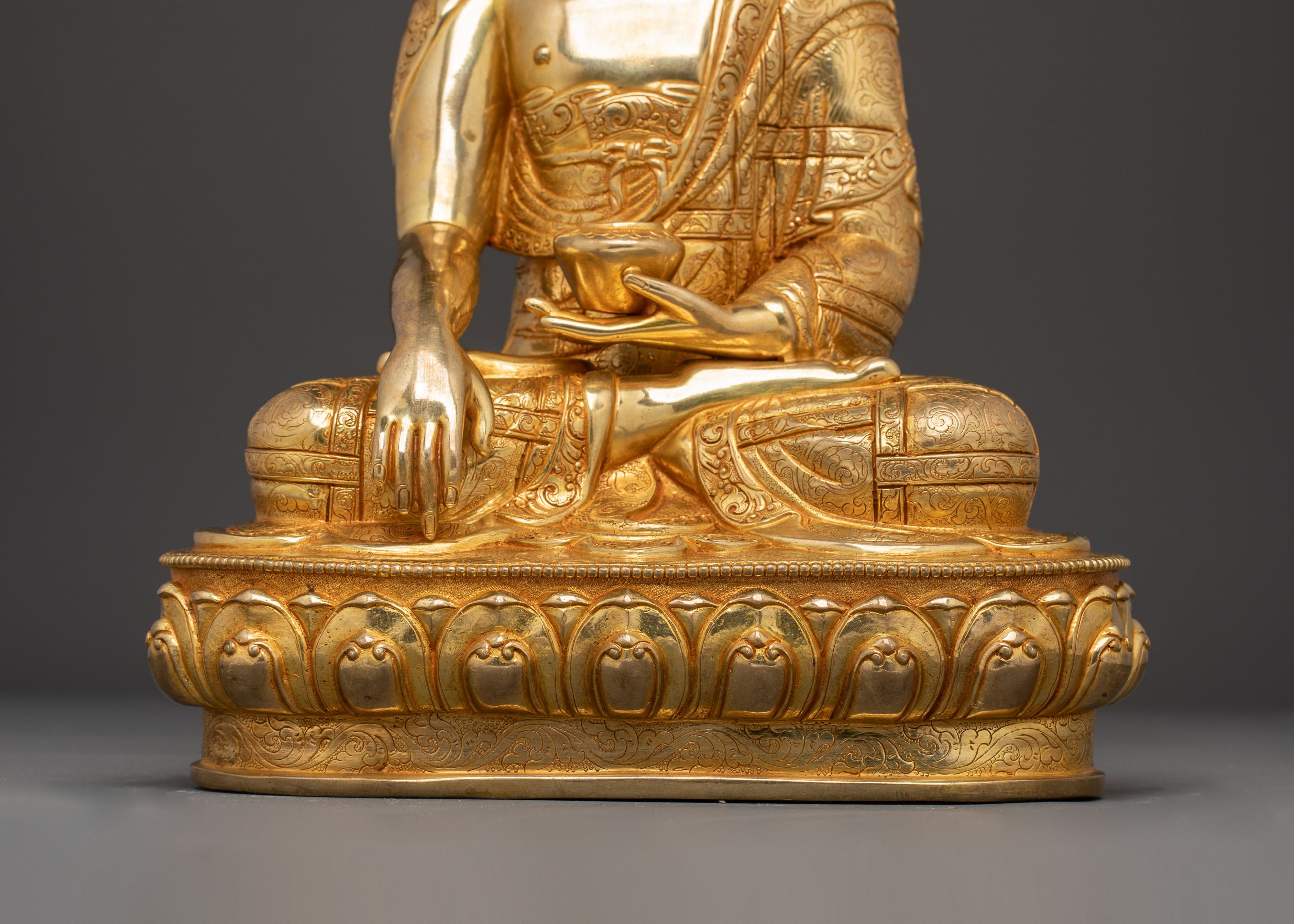 Shakyamuni Buddha Statue of Buddhist Dharma | Historical Buddha