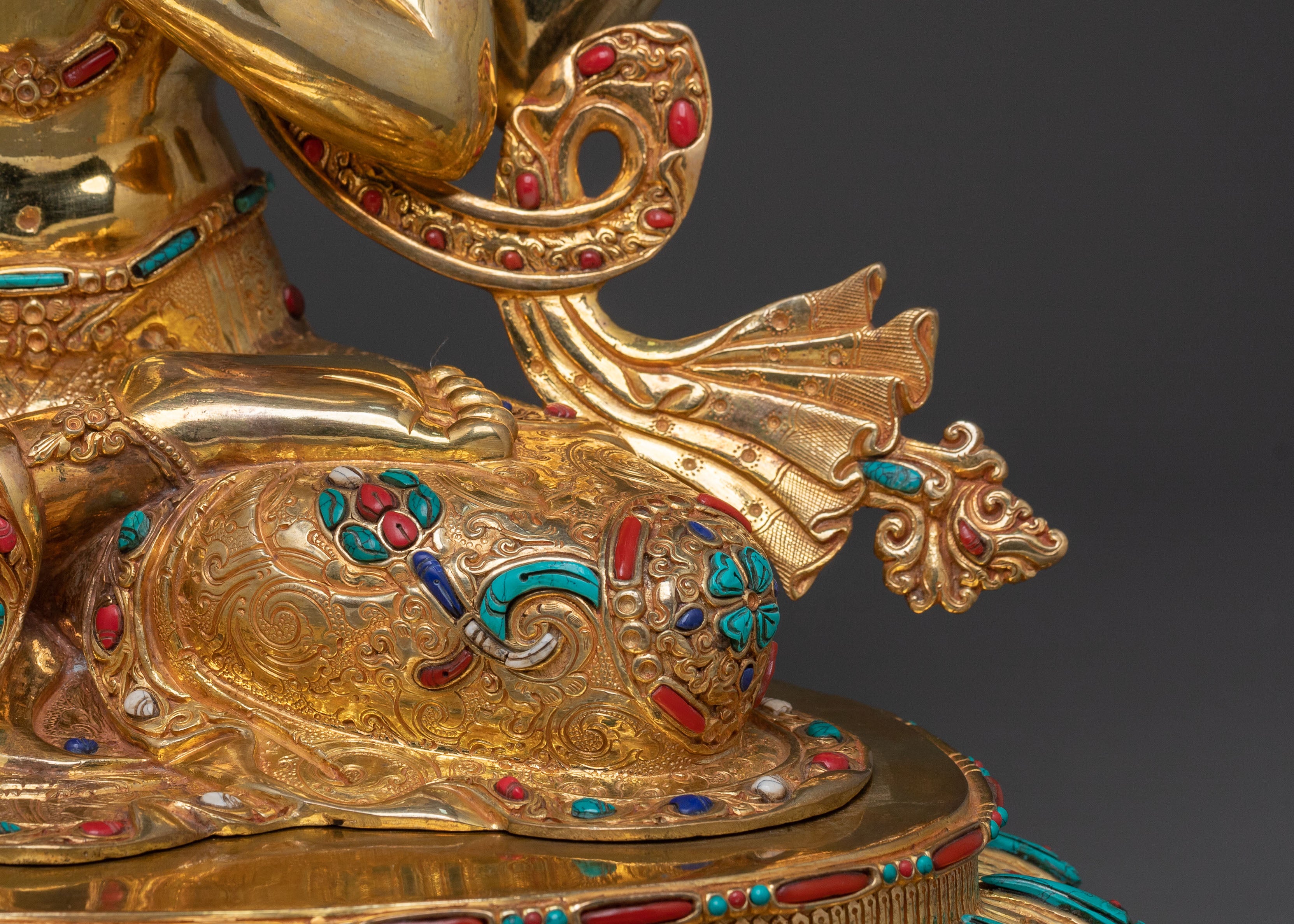 Chenrezig Figure | Sacred Symbol of Infinite Compassion