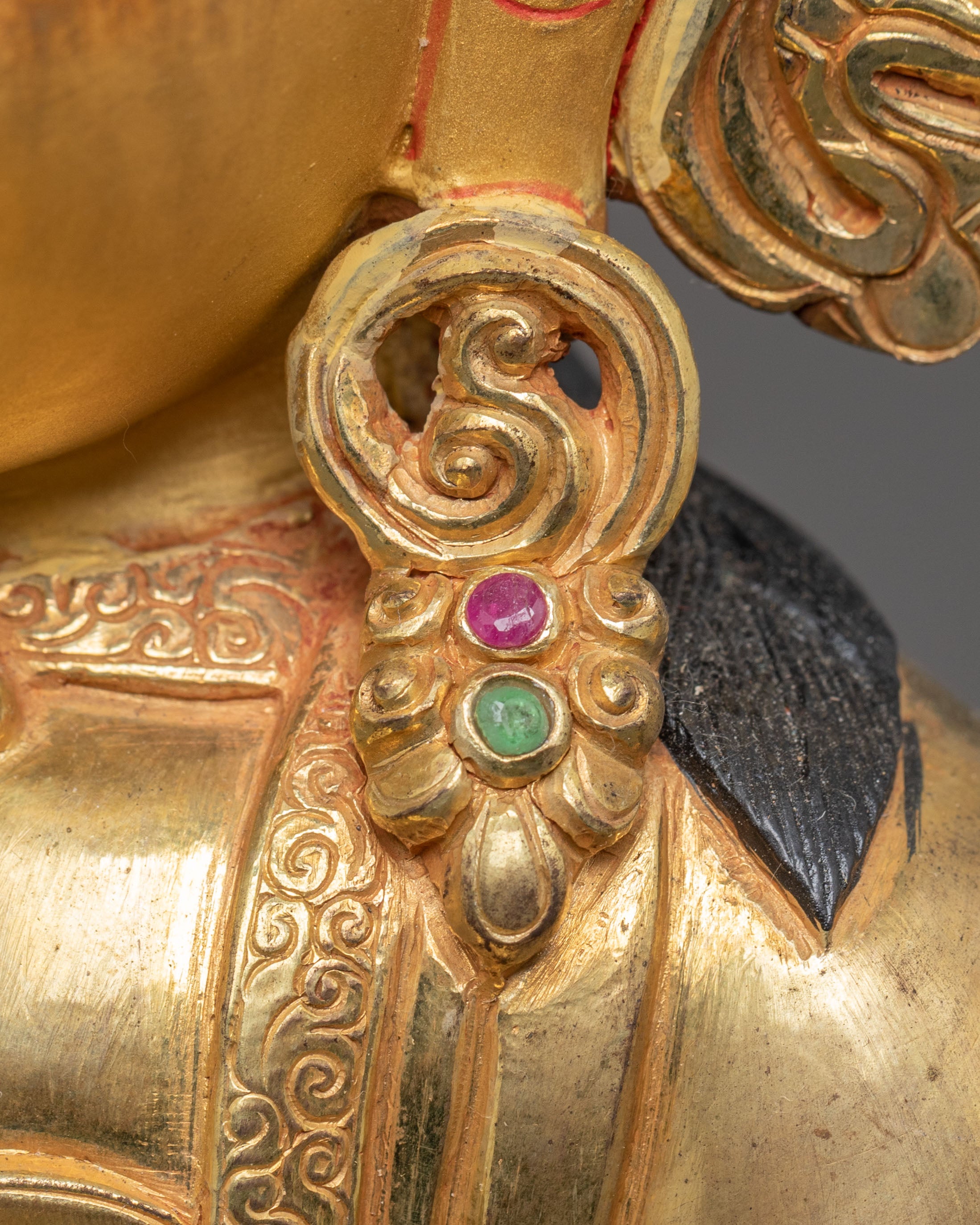 Vaishravana Tibetan Sculpture | Symbol of Wealth, Prosperity, and Protection