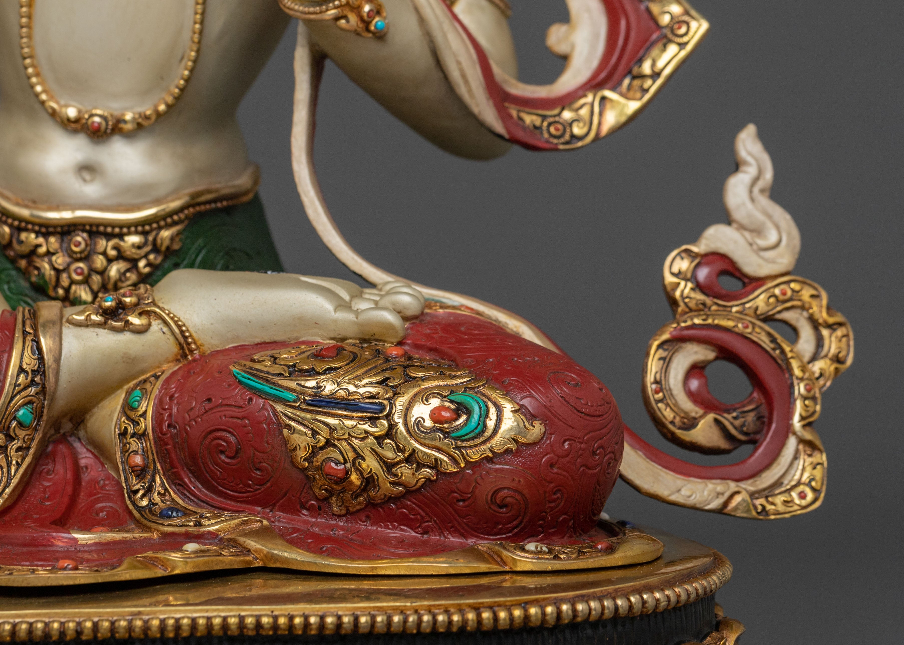 Dukar Divine Statue | Protector Goddess of Wealth