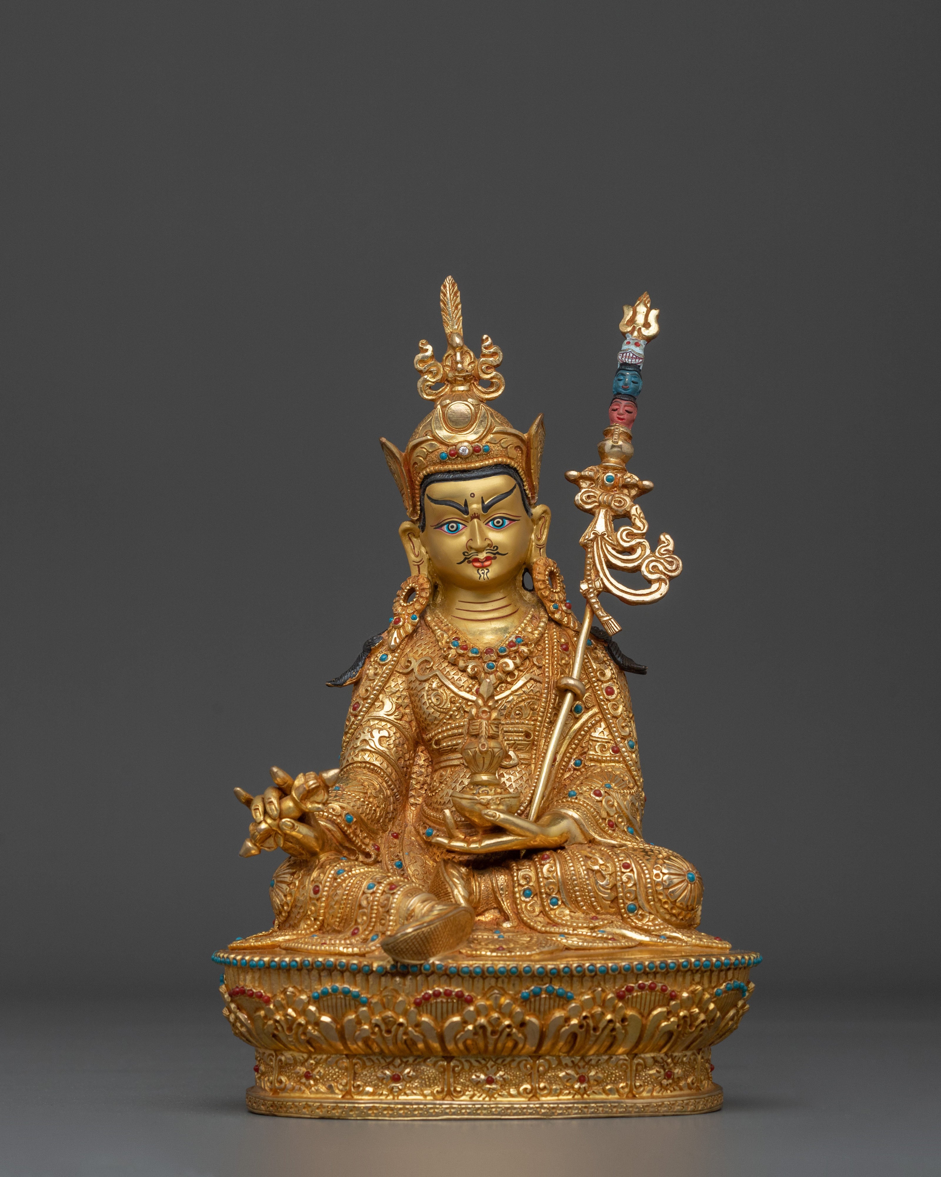 Guru Rinpoche Statue