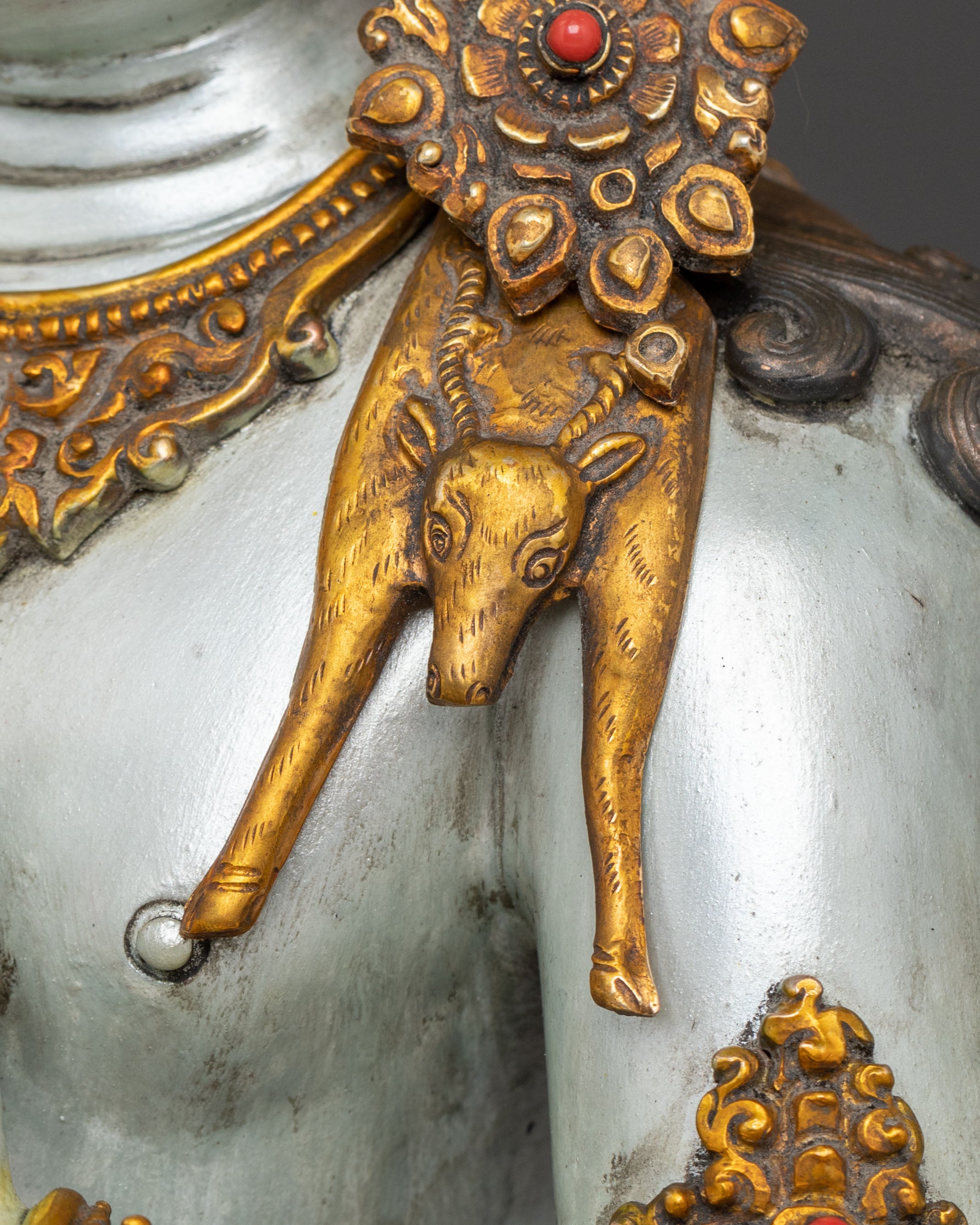 Chenrezig Compassion and Peace Statue: Altar Decor