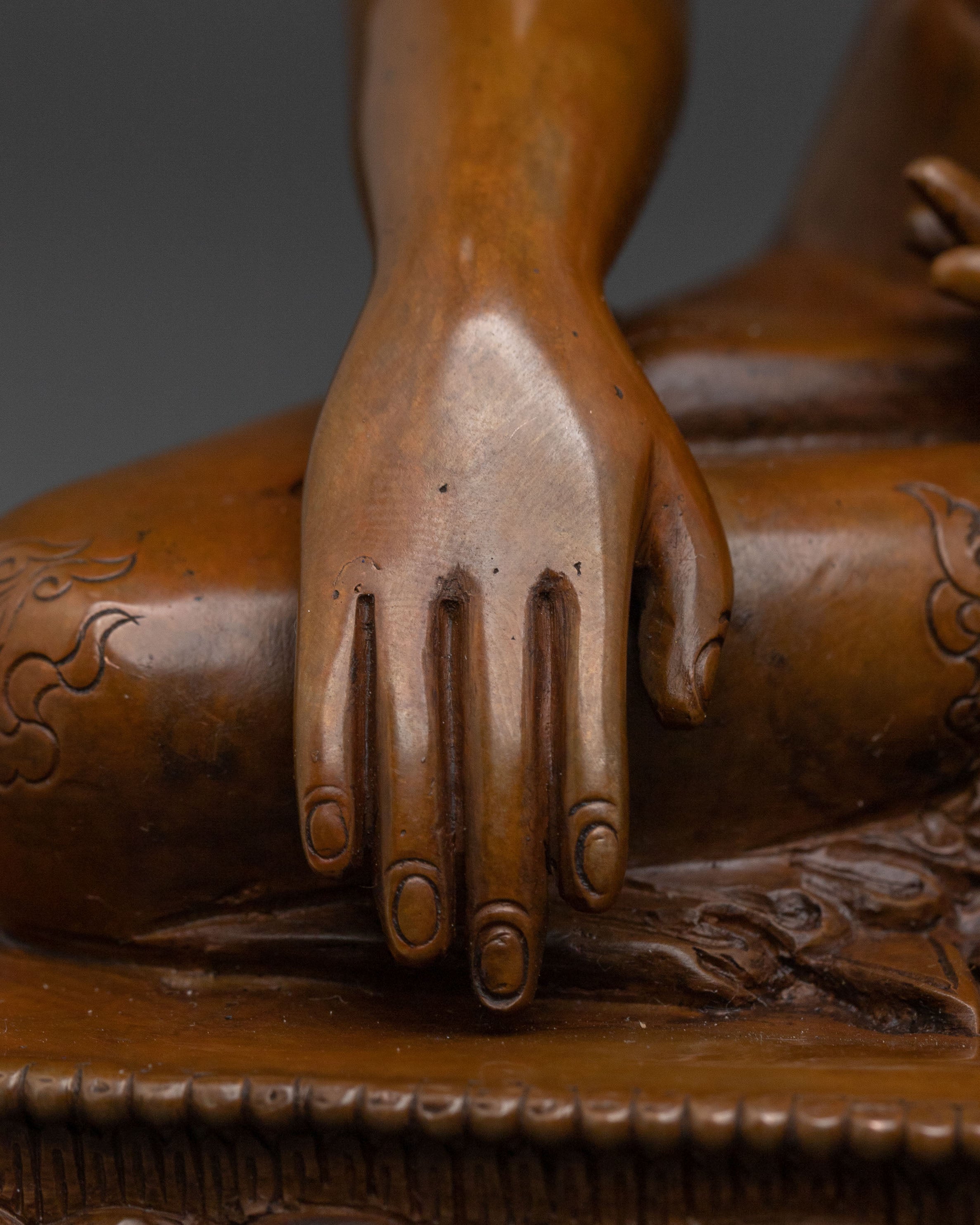 Shakyamuni Buddha Meditation Divine Figure | Symbol of Awakening