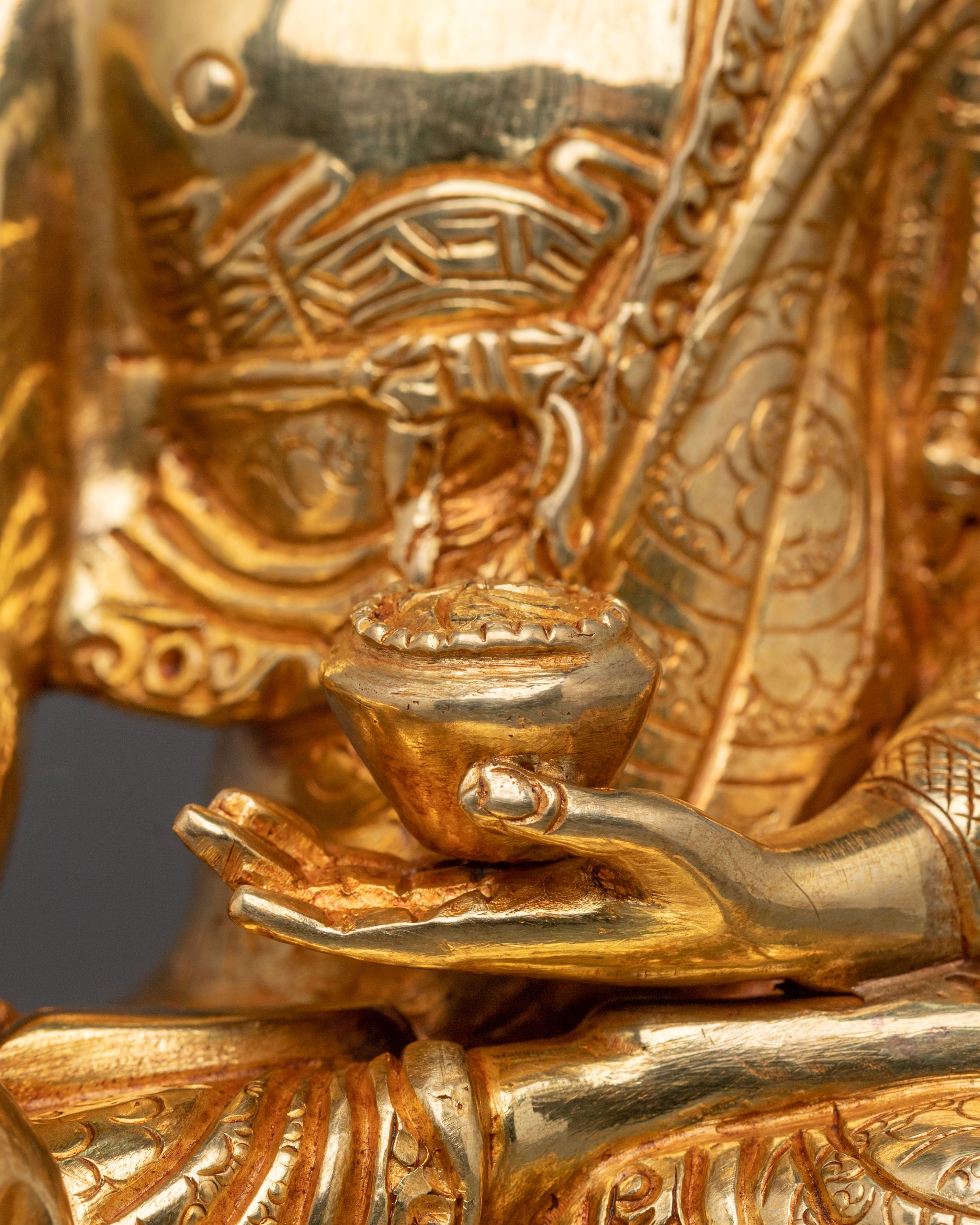 Shakyamuni Buddha Figurine: Founder of Buddhism