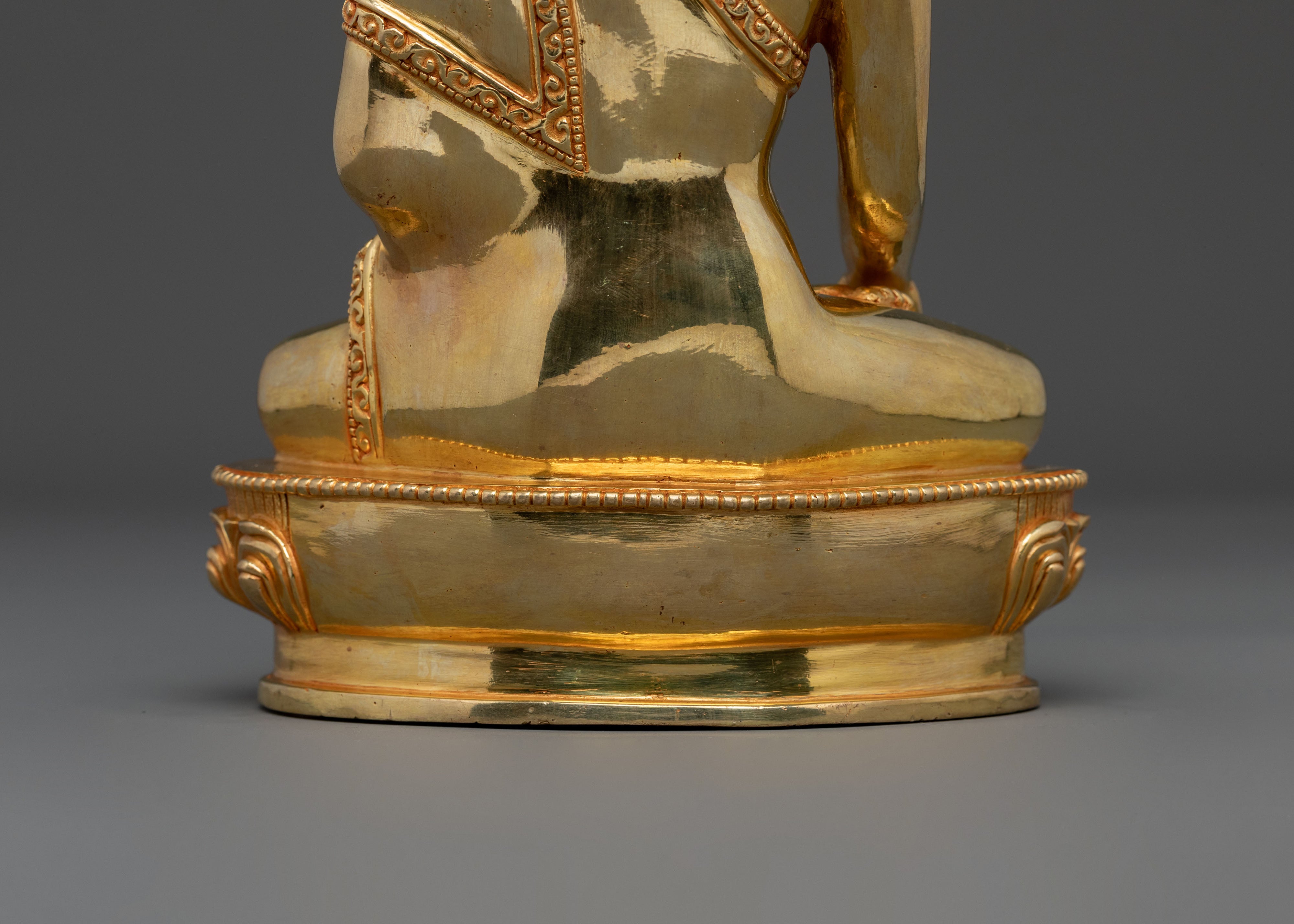 Historical Buddha Shakyamuni Sacred Sculpture