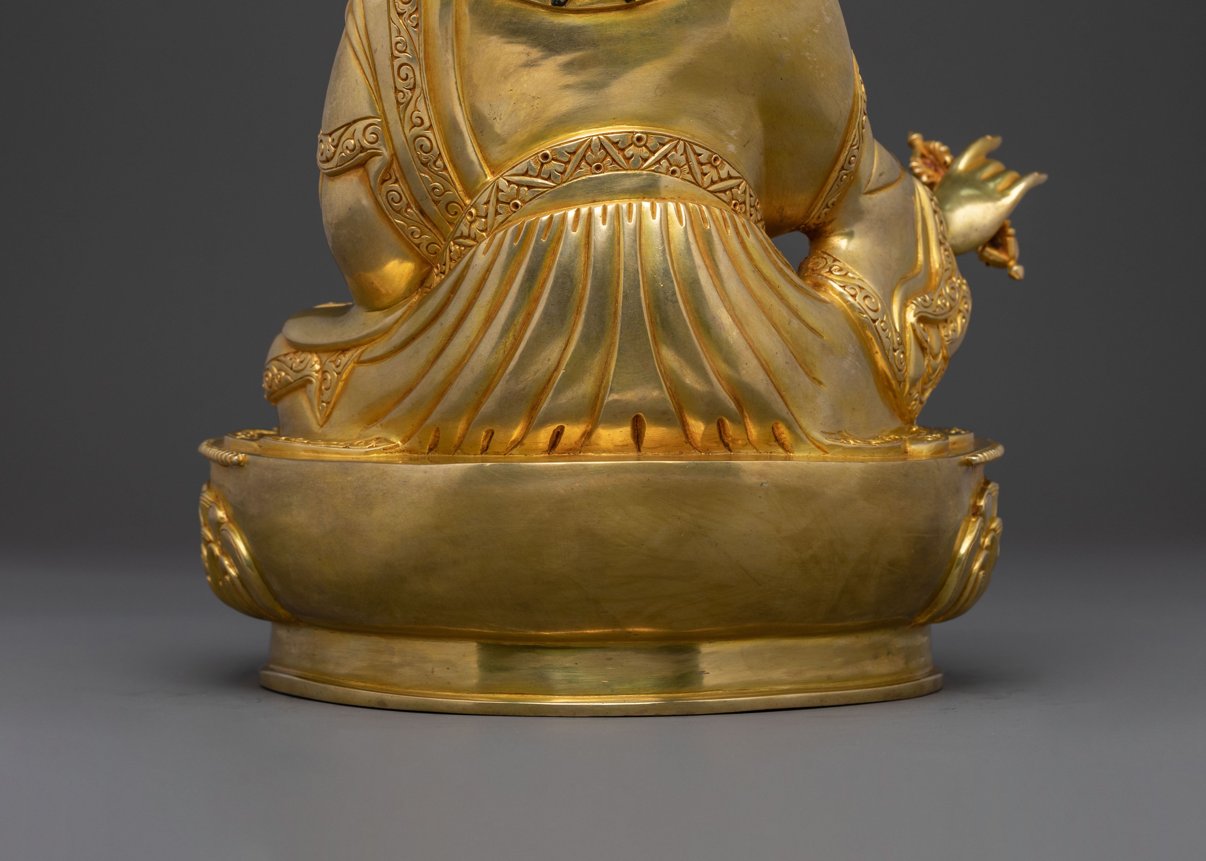 Guru Rinpoche Figurine | Precious Master