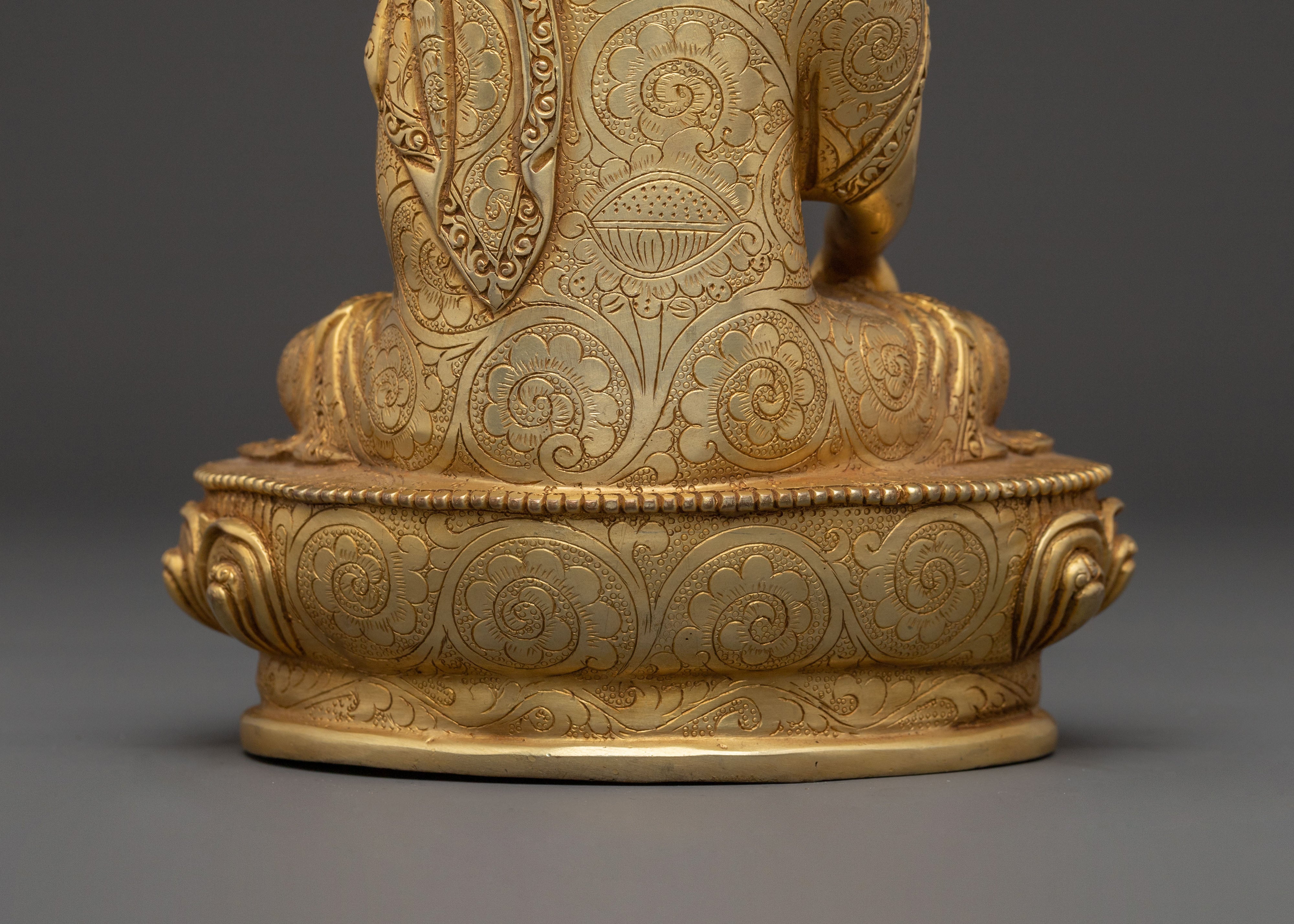 Shakyamuni Buddha Statue | Peaceful Meditation