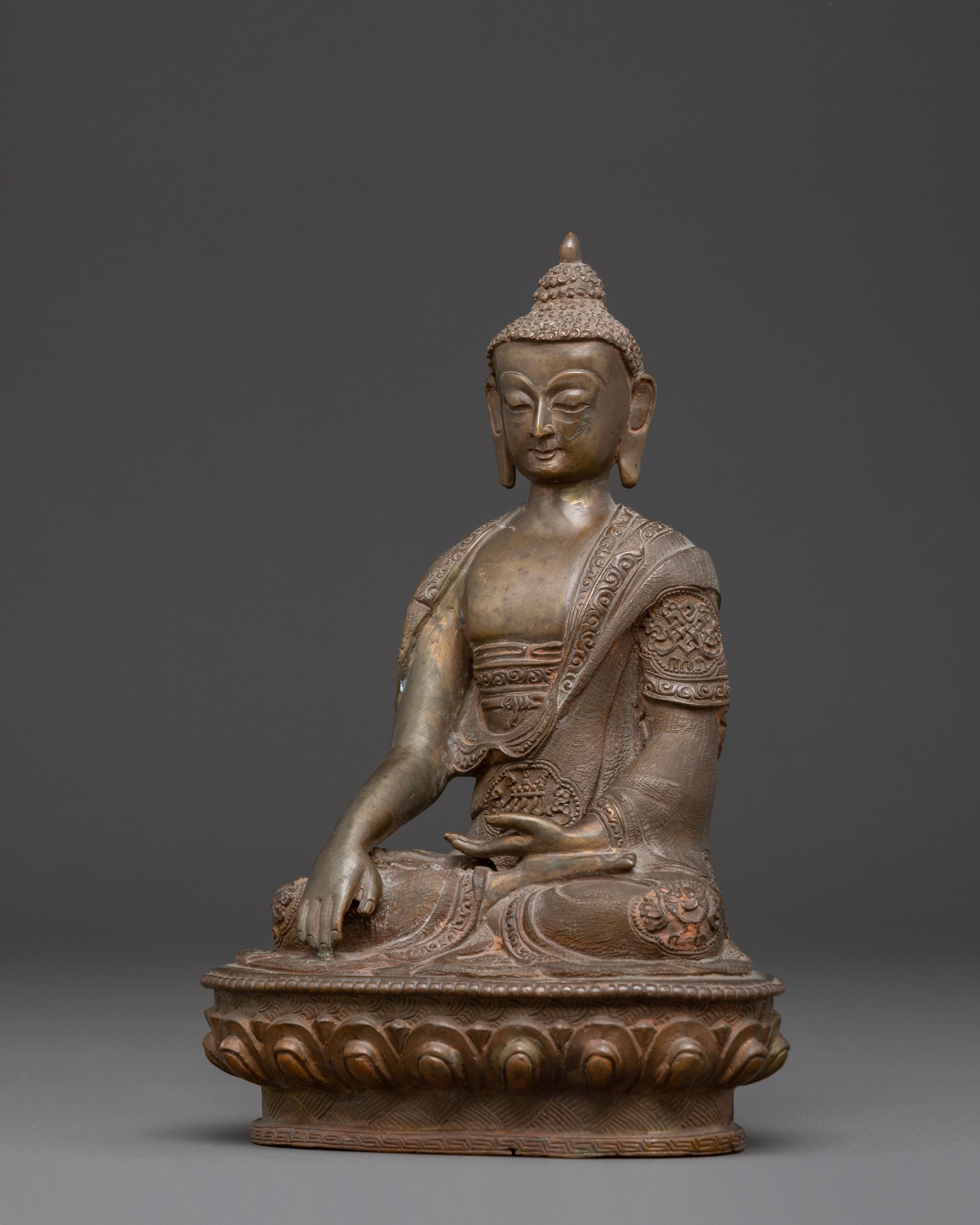 Handcrafted Gautam Buddha Oxidized Copper Statue – Antique Finish