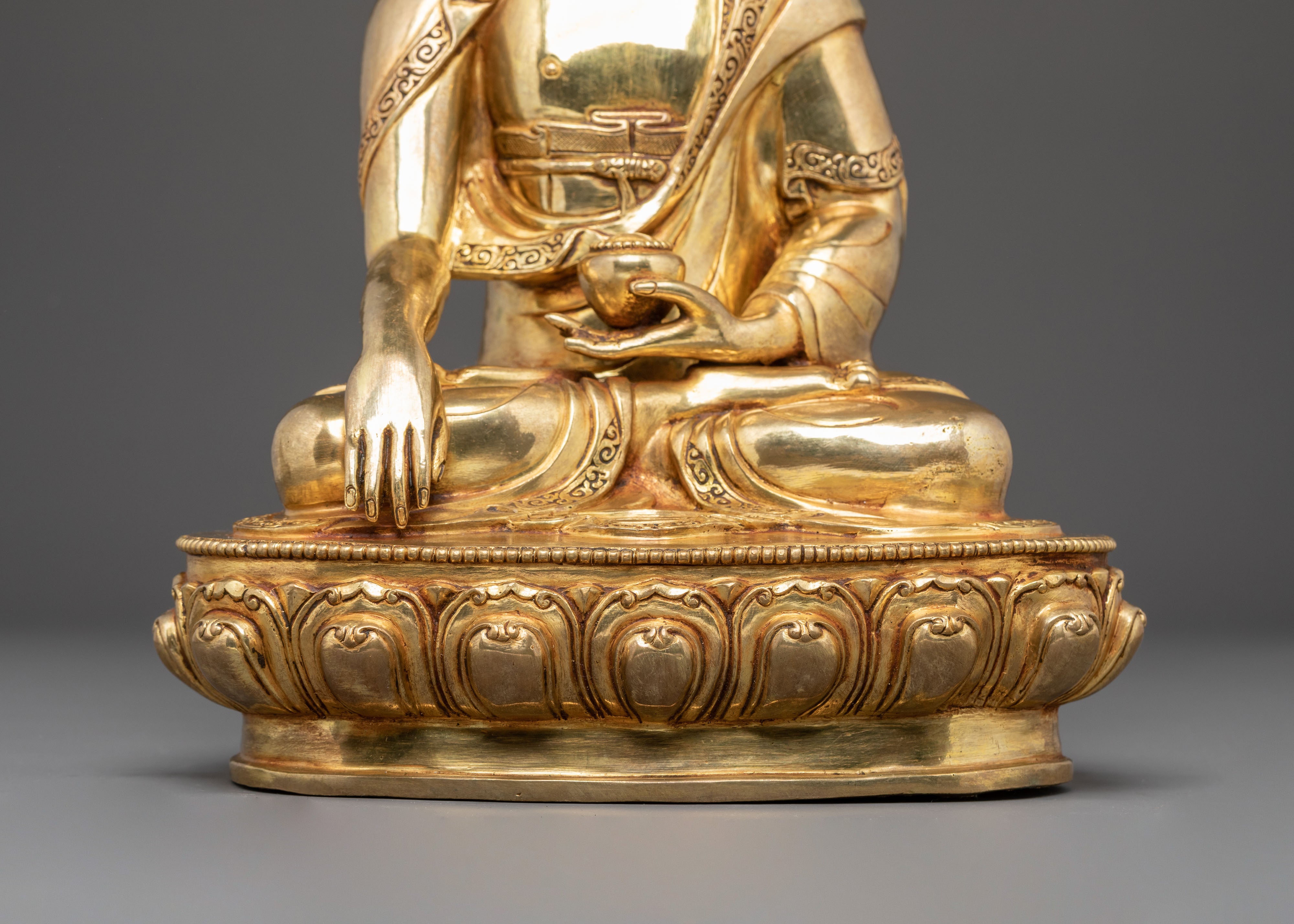 Shakyamuni Buddha, Symbol of Wisdom | Historical Buddha