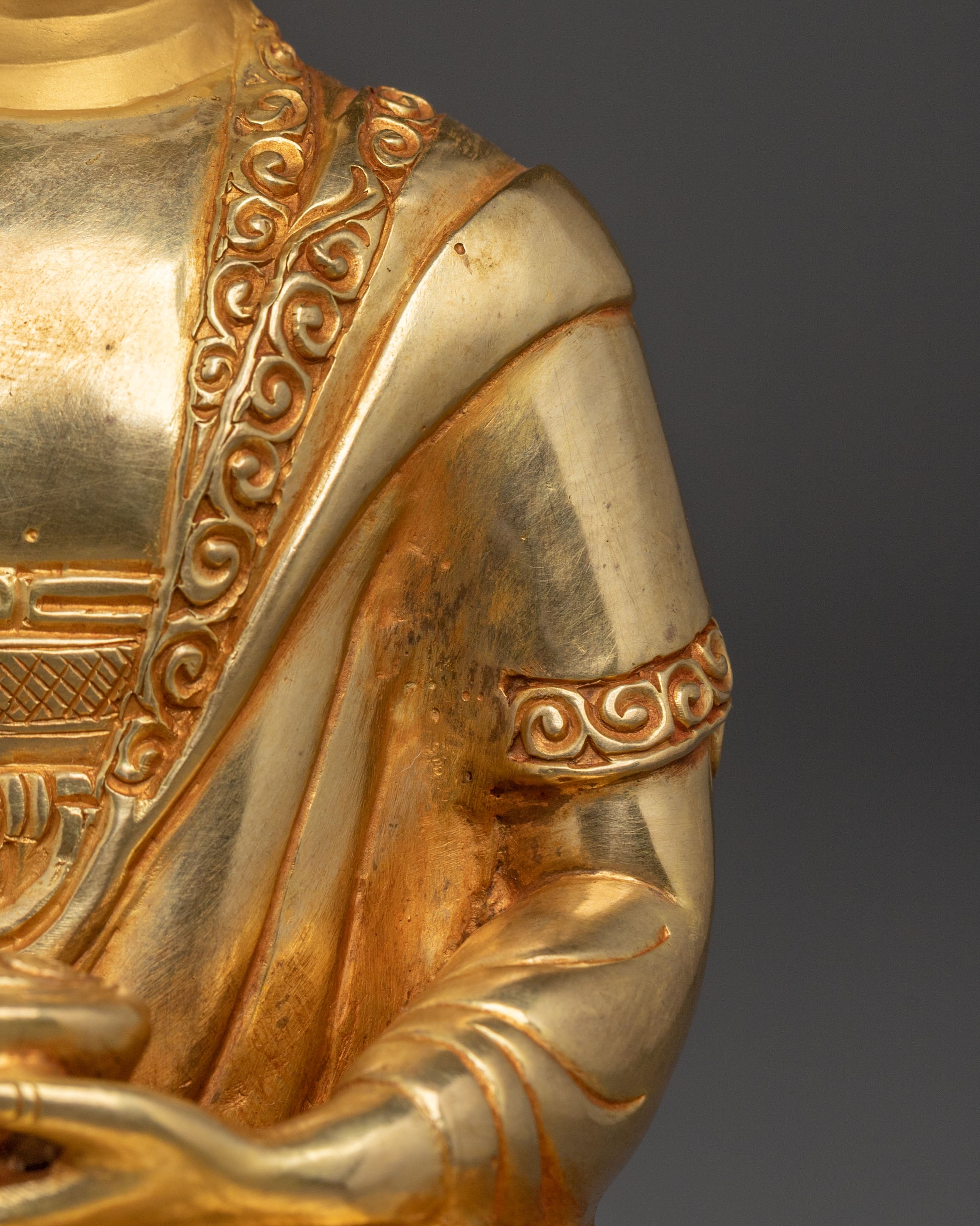 Shakyamuni Buddha Statue | 24K Gold Gilded