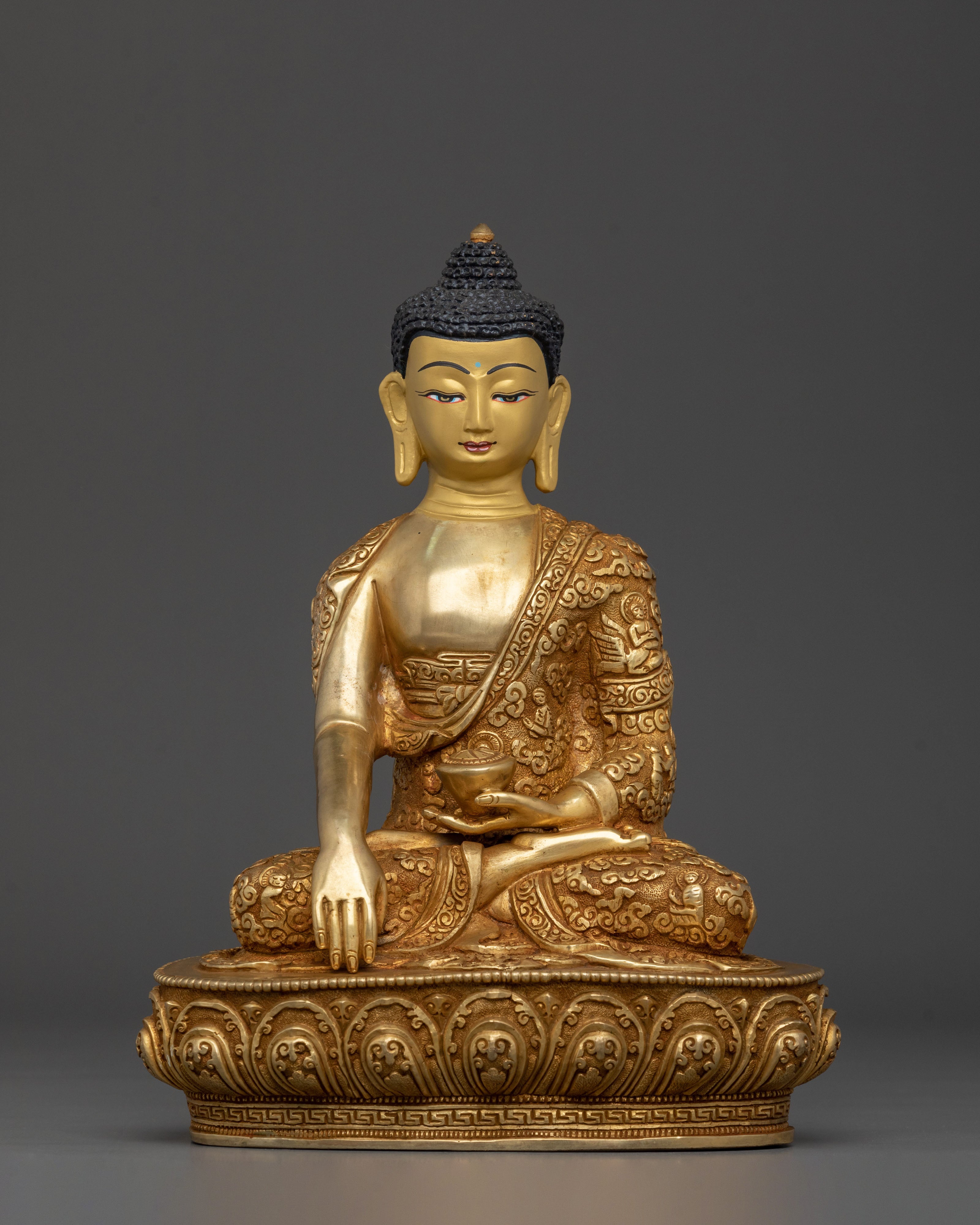 Traditional Shakyamuni Buddha Statue | Historical Buddha