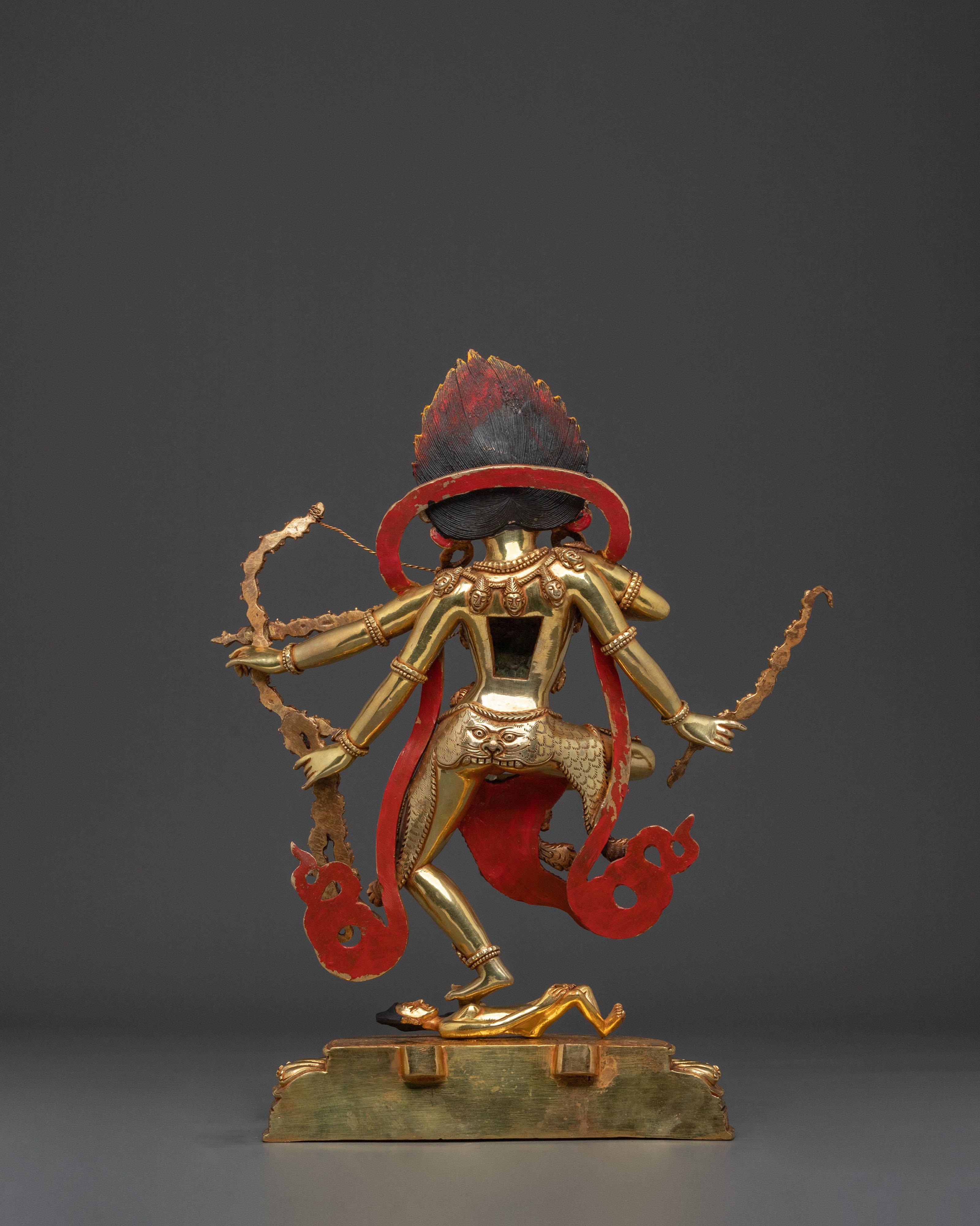 Handcrafted Kurukulla Sculpture: Himalayan Buddhist Art