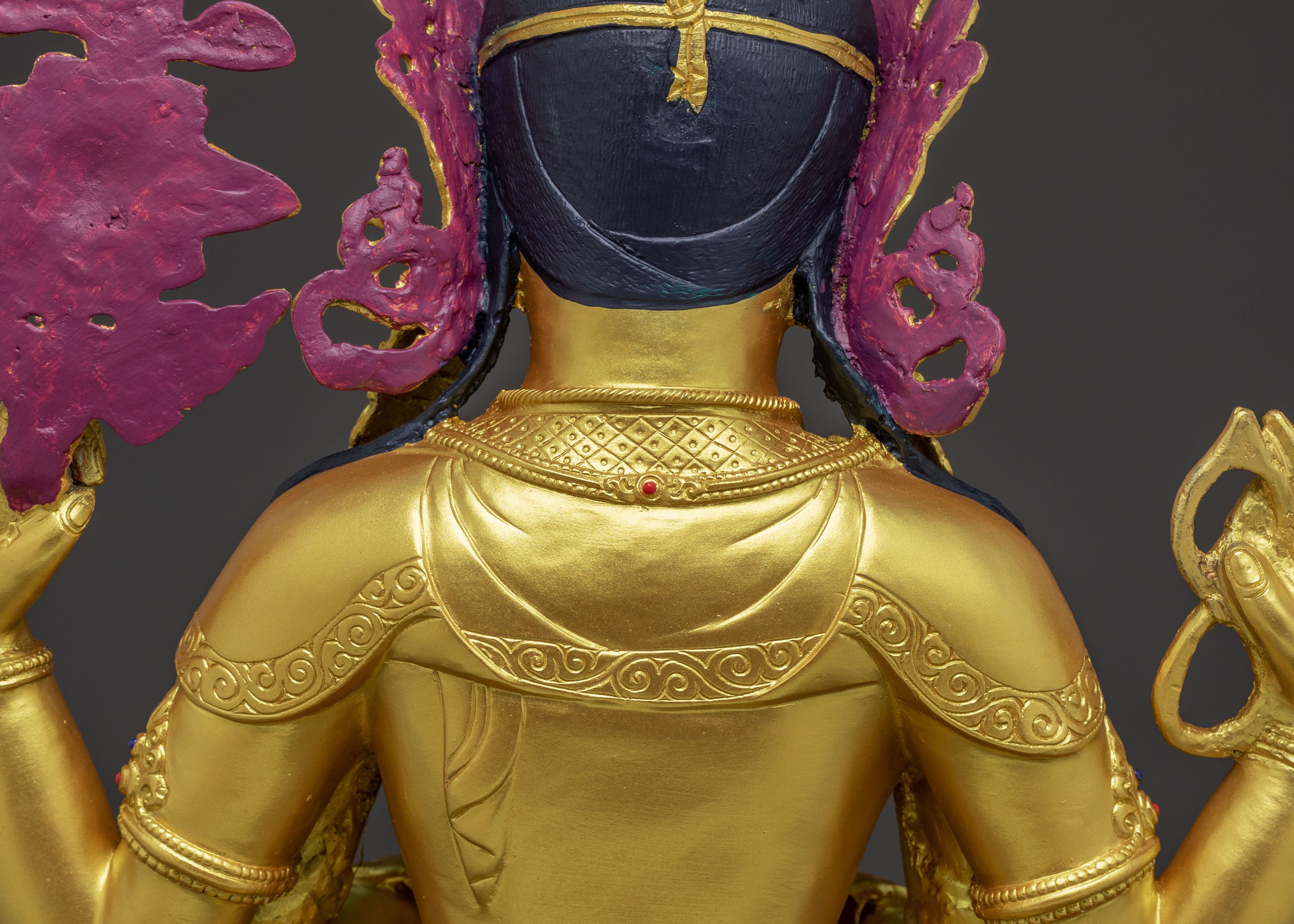 Chenrezig Golden Statue | Meditational Home Decor