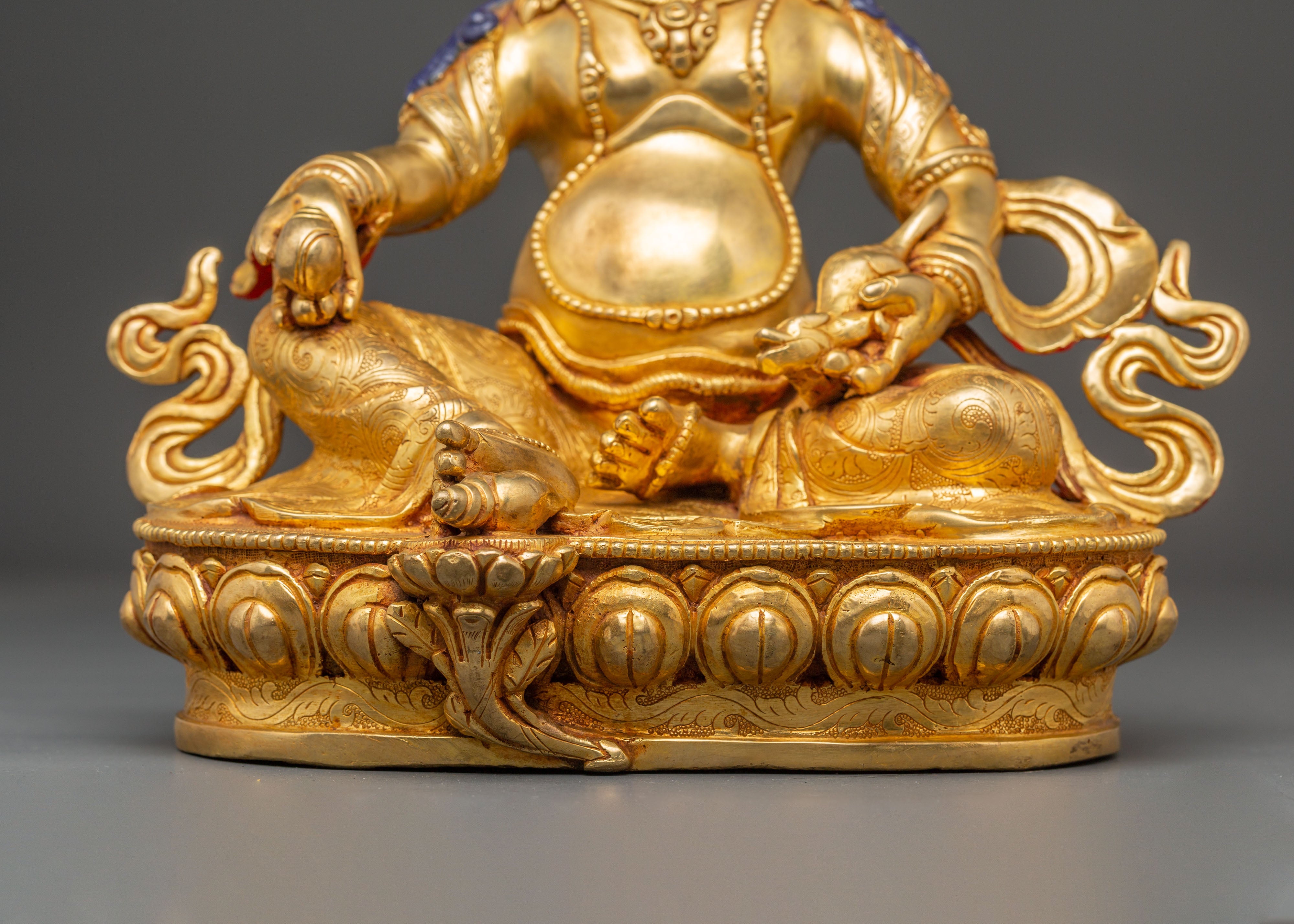 Dzambhala Statue: The Buddhist God of Wealth