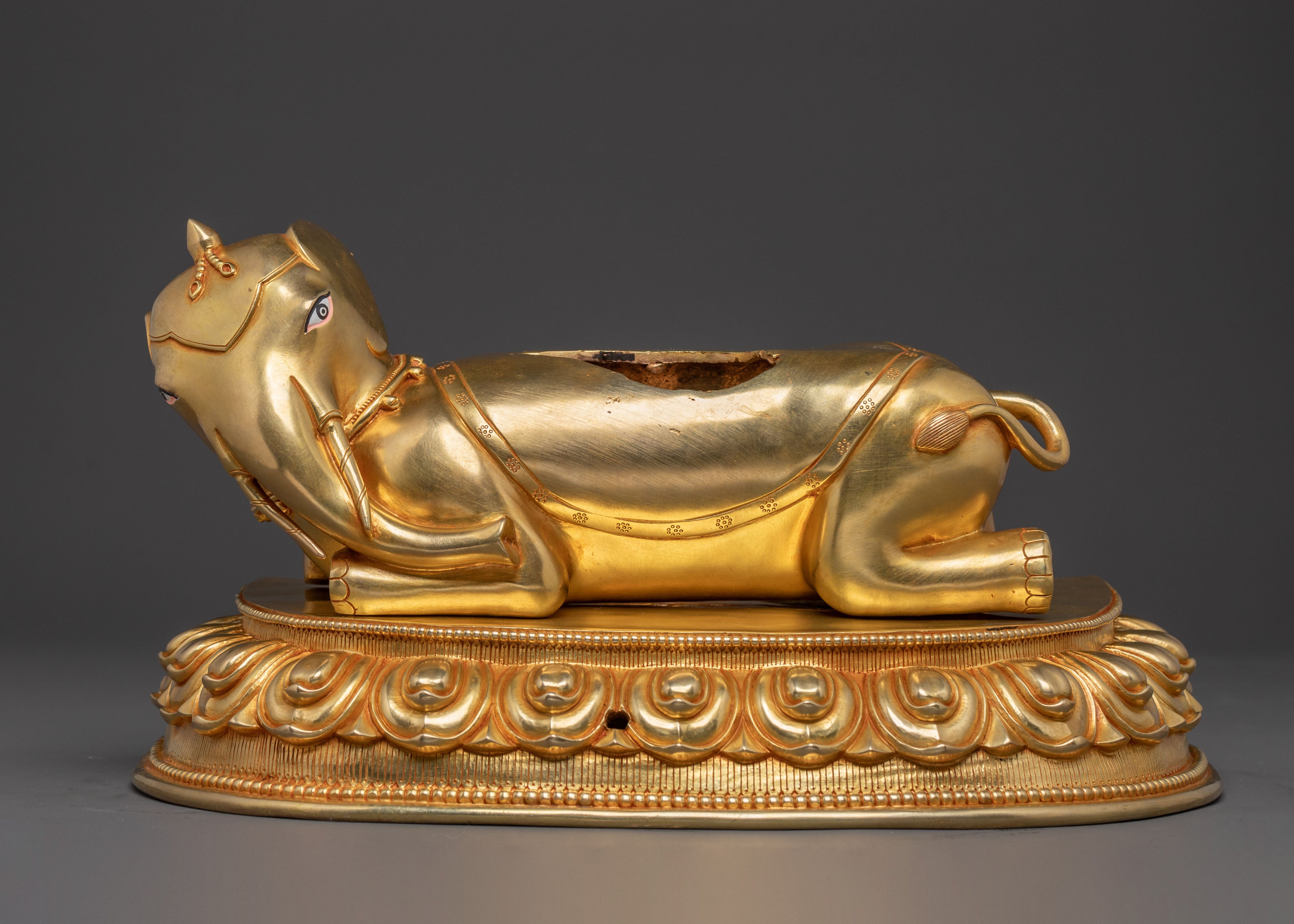 Samantabhadra Golden Statue | Altar Decor