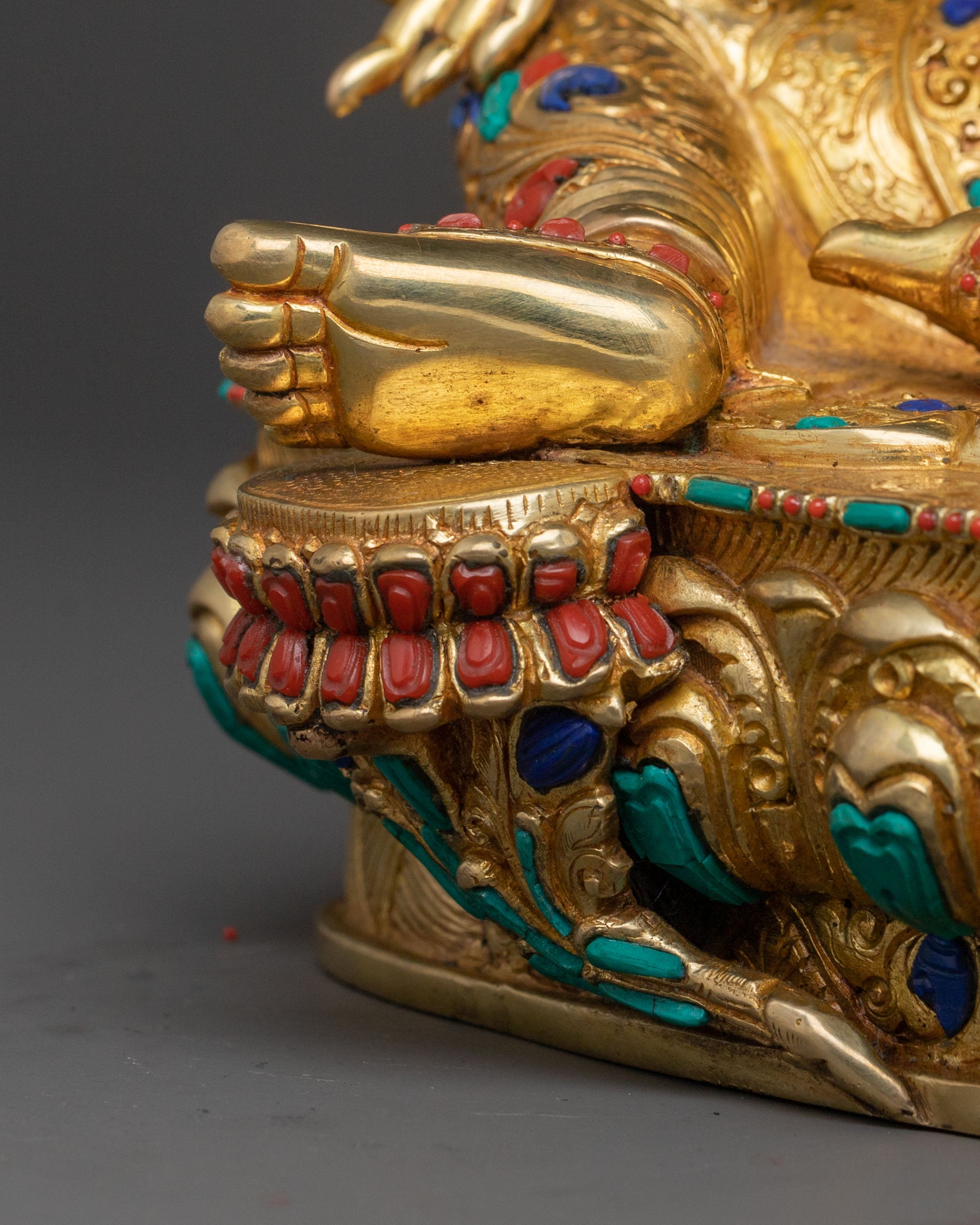 Green Tara Wisdom Mercy Statue | Guardian of Compassion and Wisdom