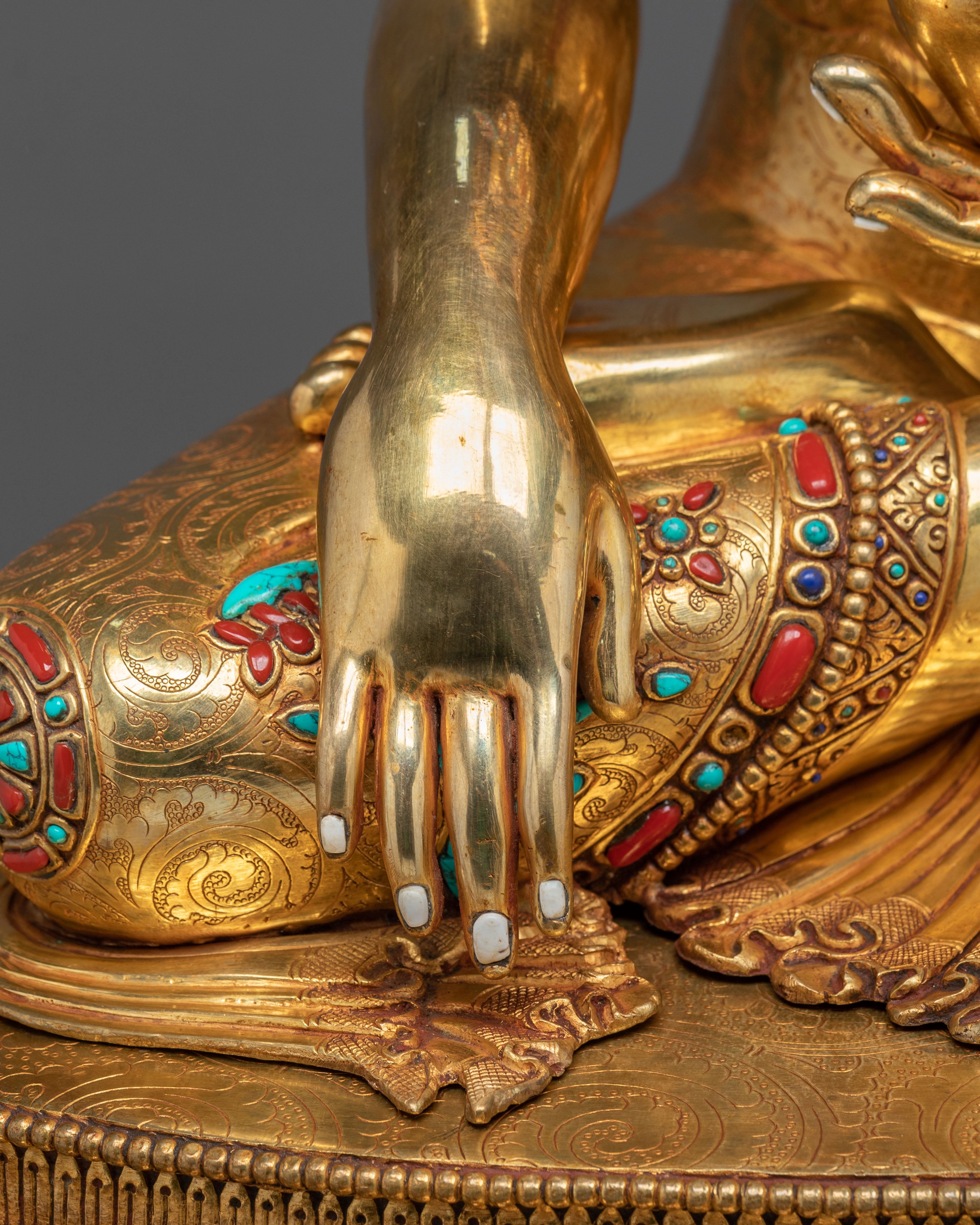 Crown Shakyamuni Buddha on Throne | Exquisite 24K Gilded Figurine