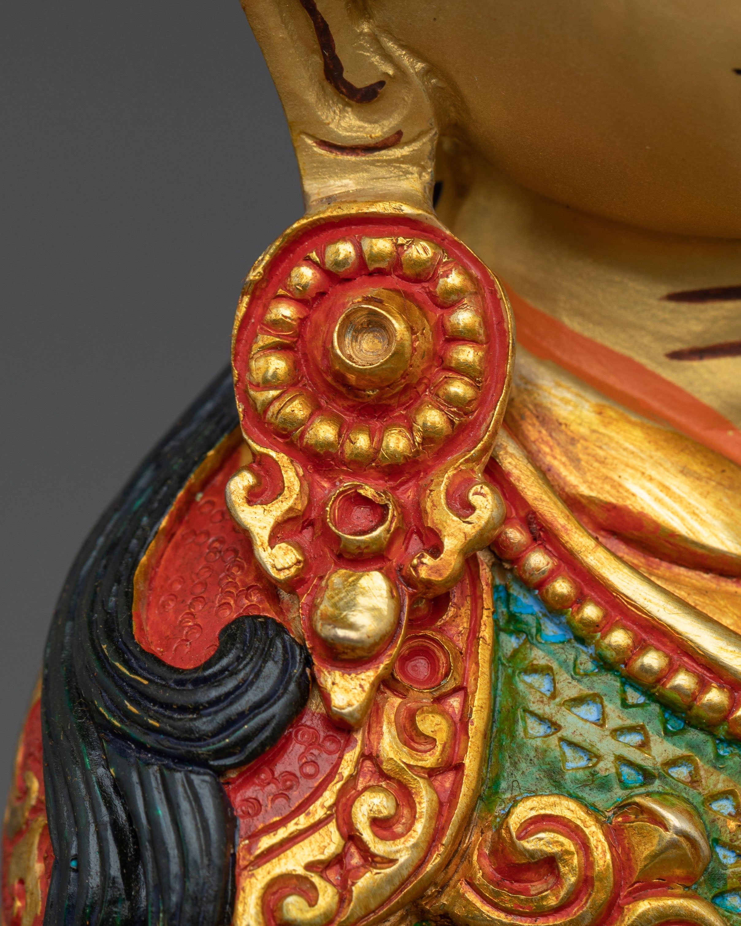 Guru Rinpoche Himalayan Buddhist Statue