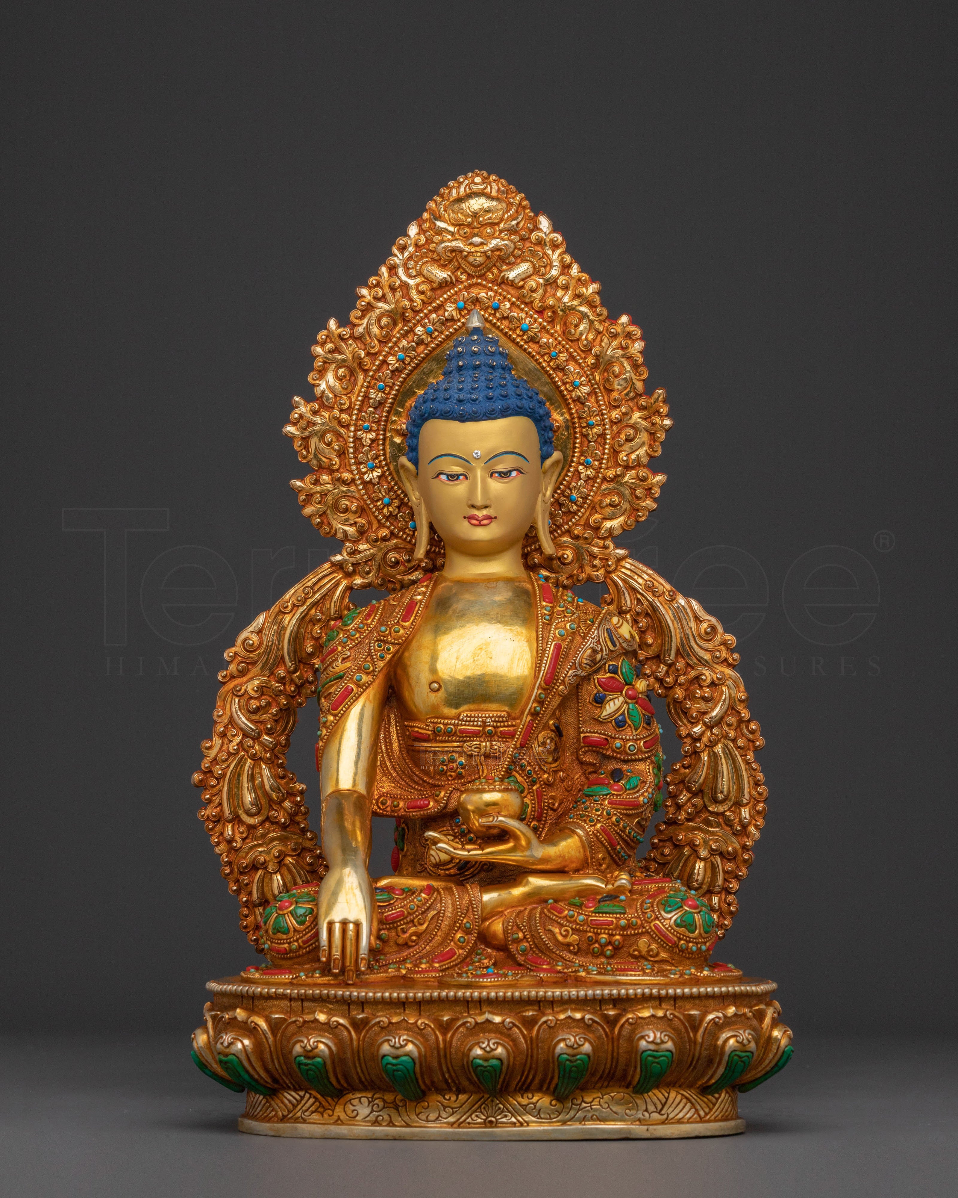 Serene Meditation Shakyamuni Statue – 24K Gold Gilded Art