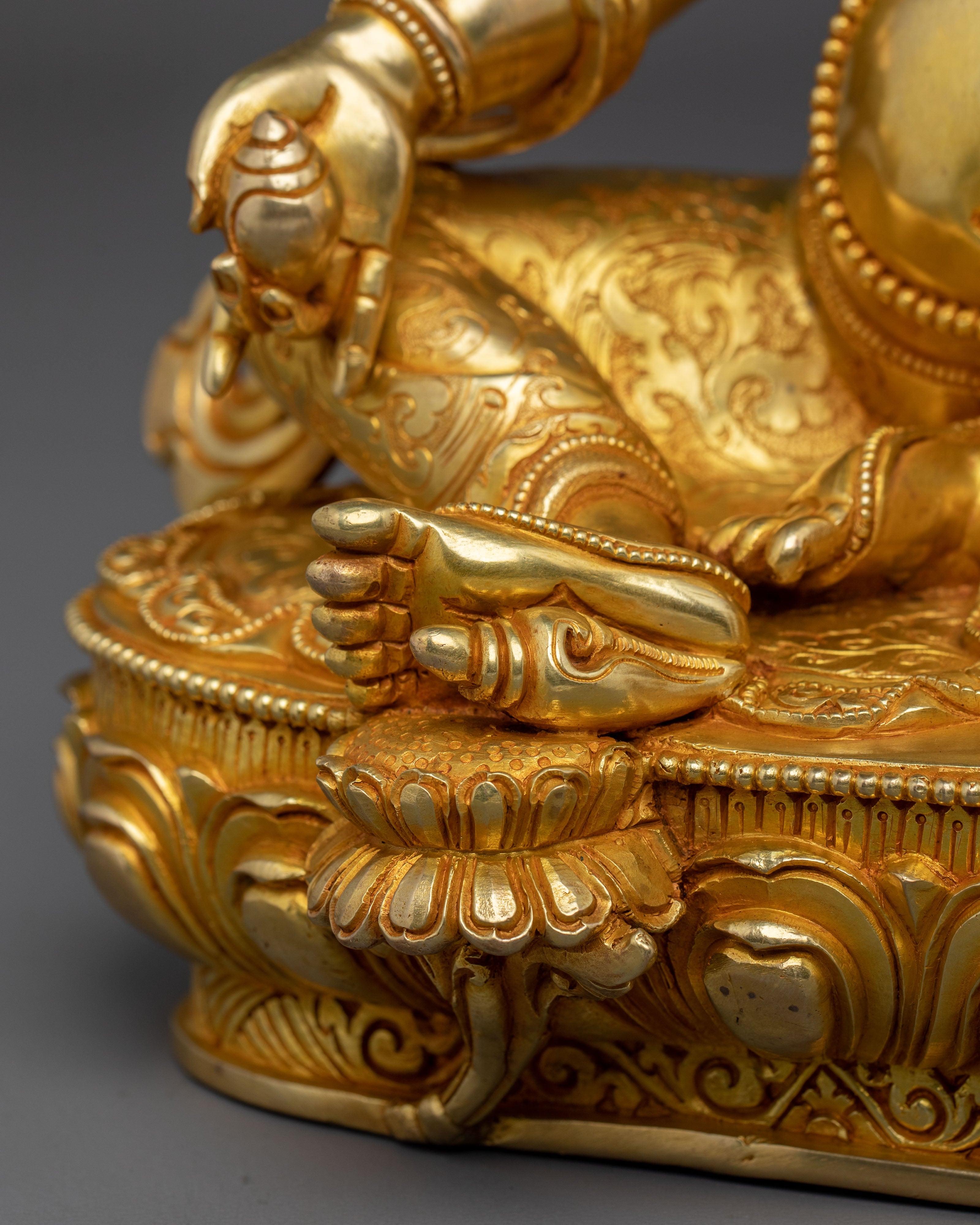 Tibetan Dzambhala Statue | Symbol of Prosperity