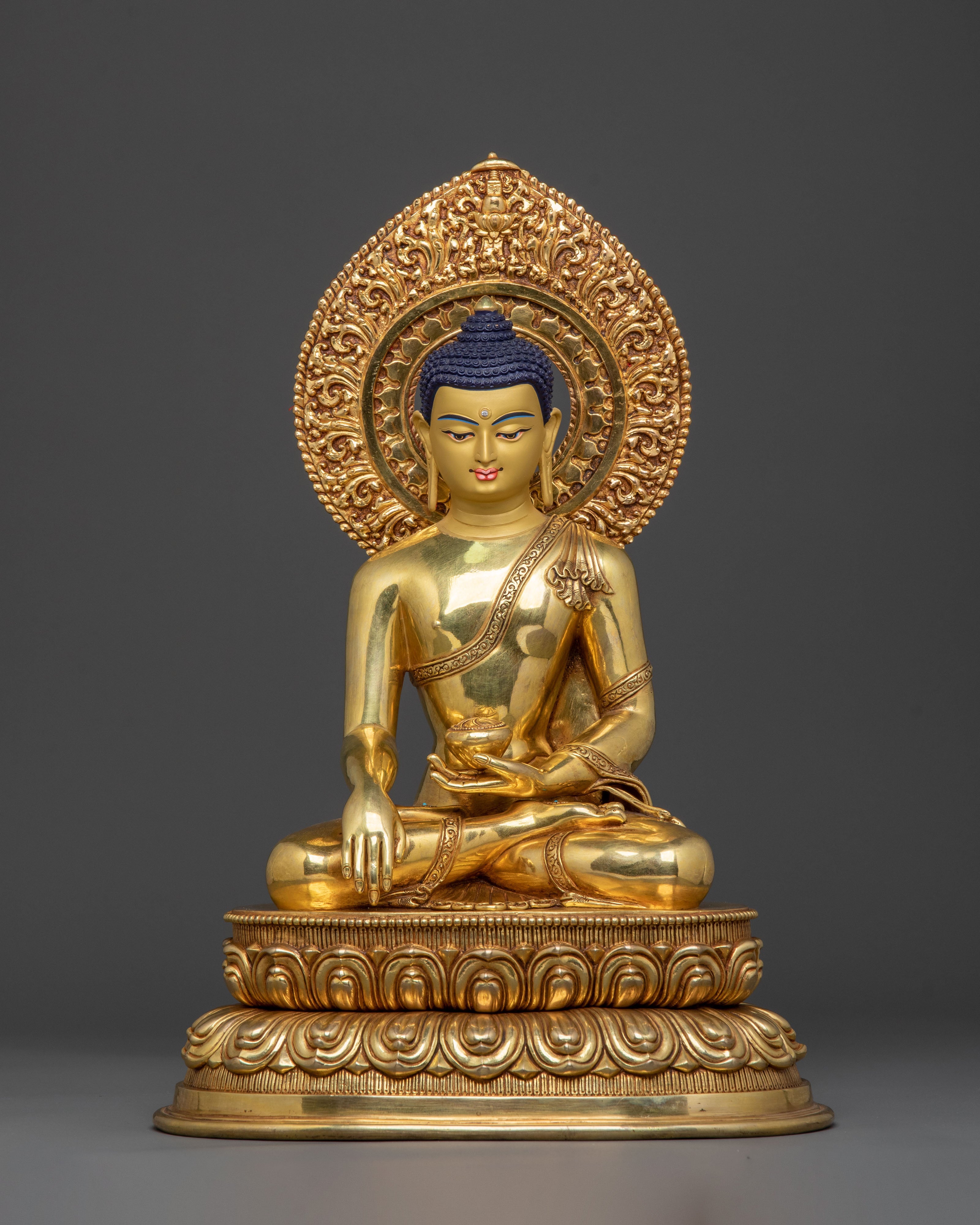 Shakyamuni Buddha Statue Peaceful Awakening
