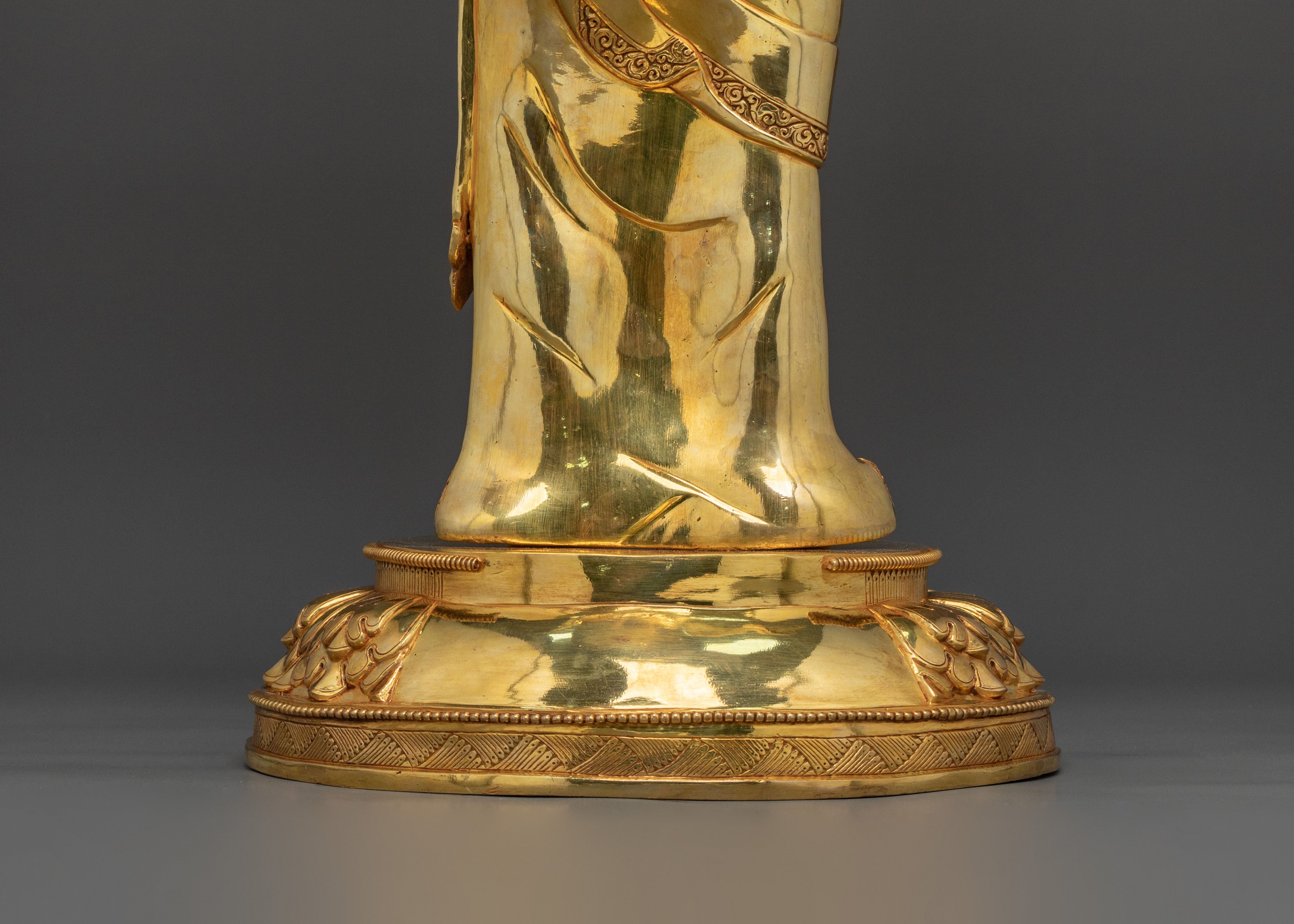 Standing Guru Rinpoche Statue | Buddhist Master