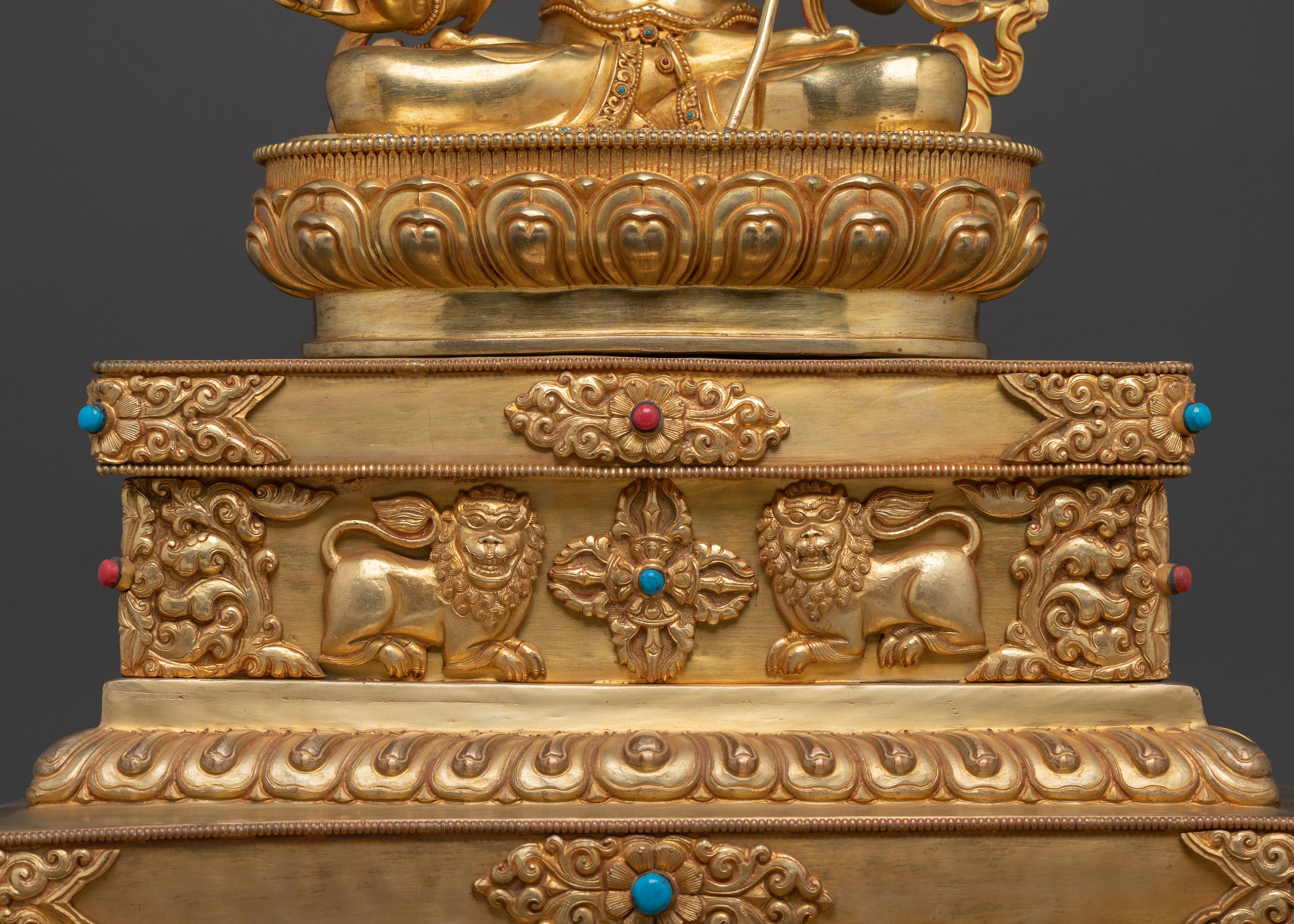 Dukar Statue on Throne | White Umbrella Goddess of Supreme Protection