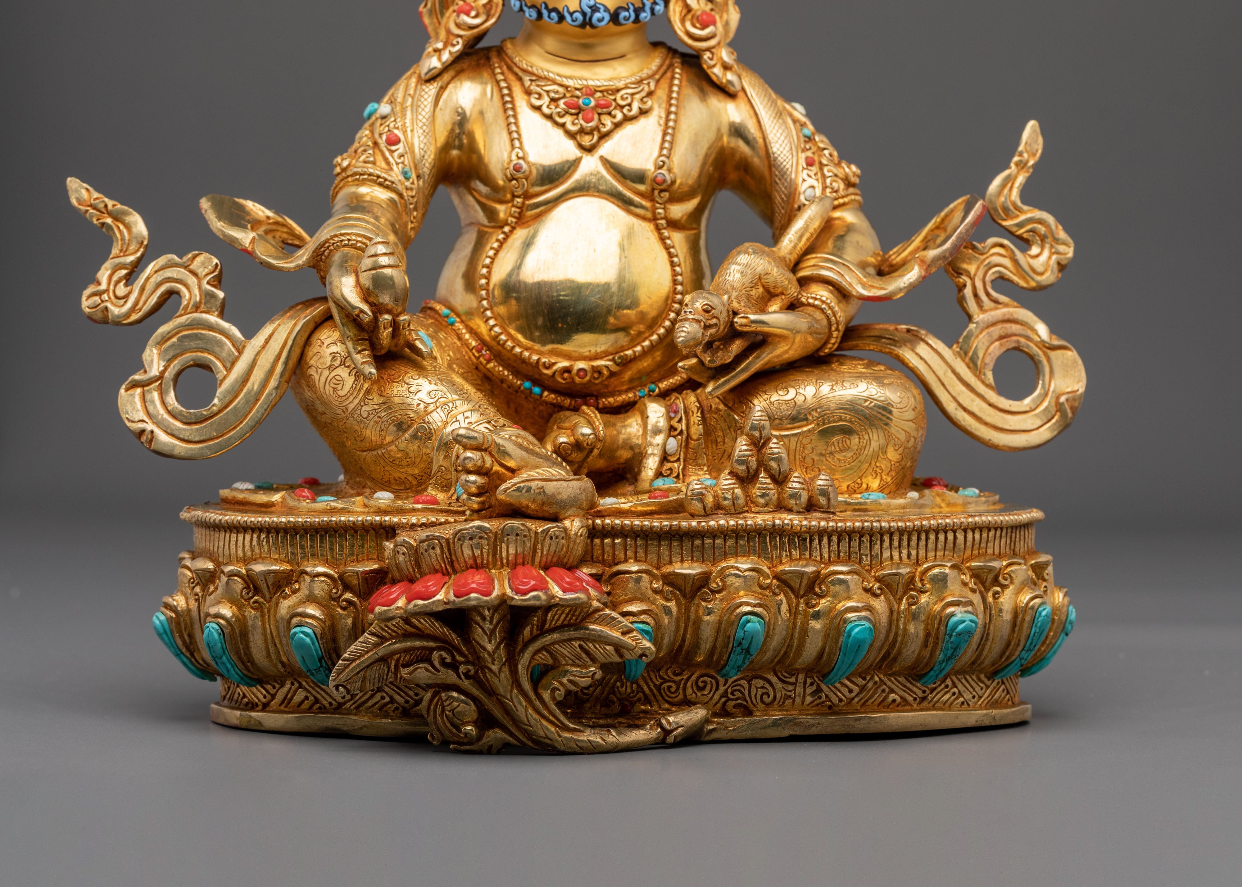 A Radiant Handmade Dzambhala Protector Statue