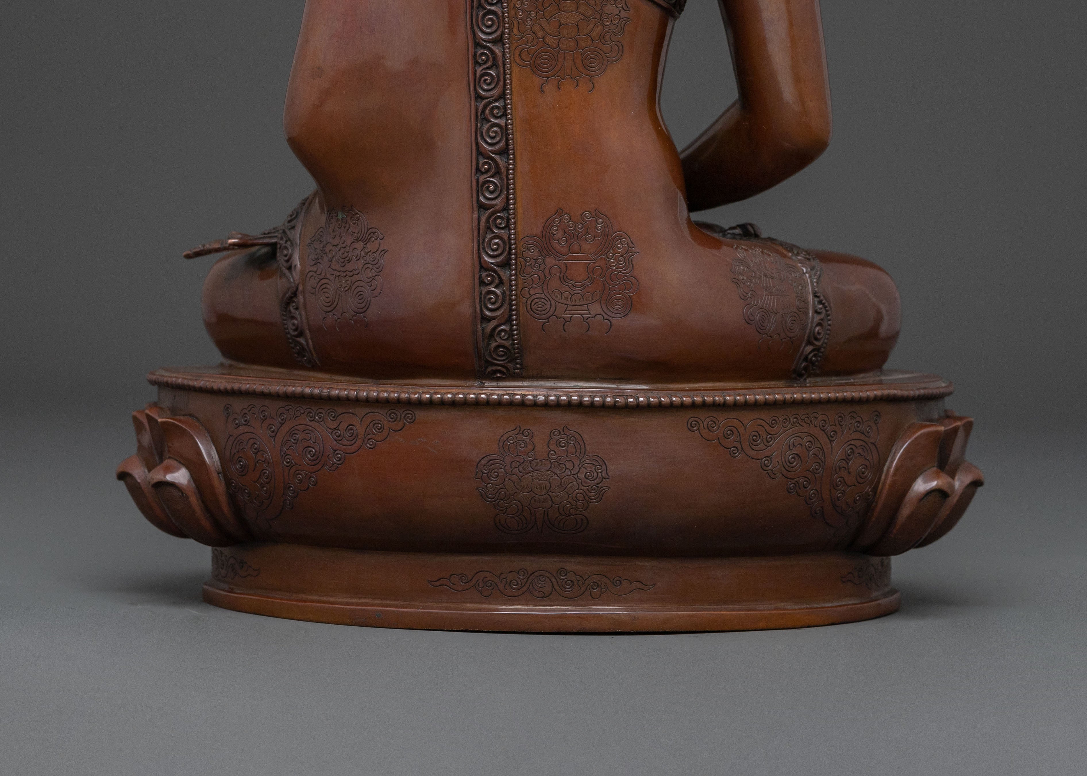 Handcrafted Amitabha Buddha Statue: Spiritual Decor