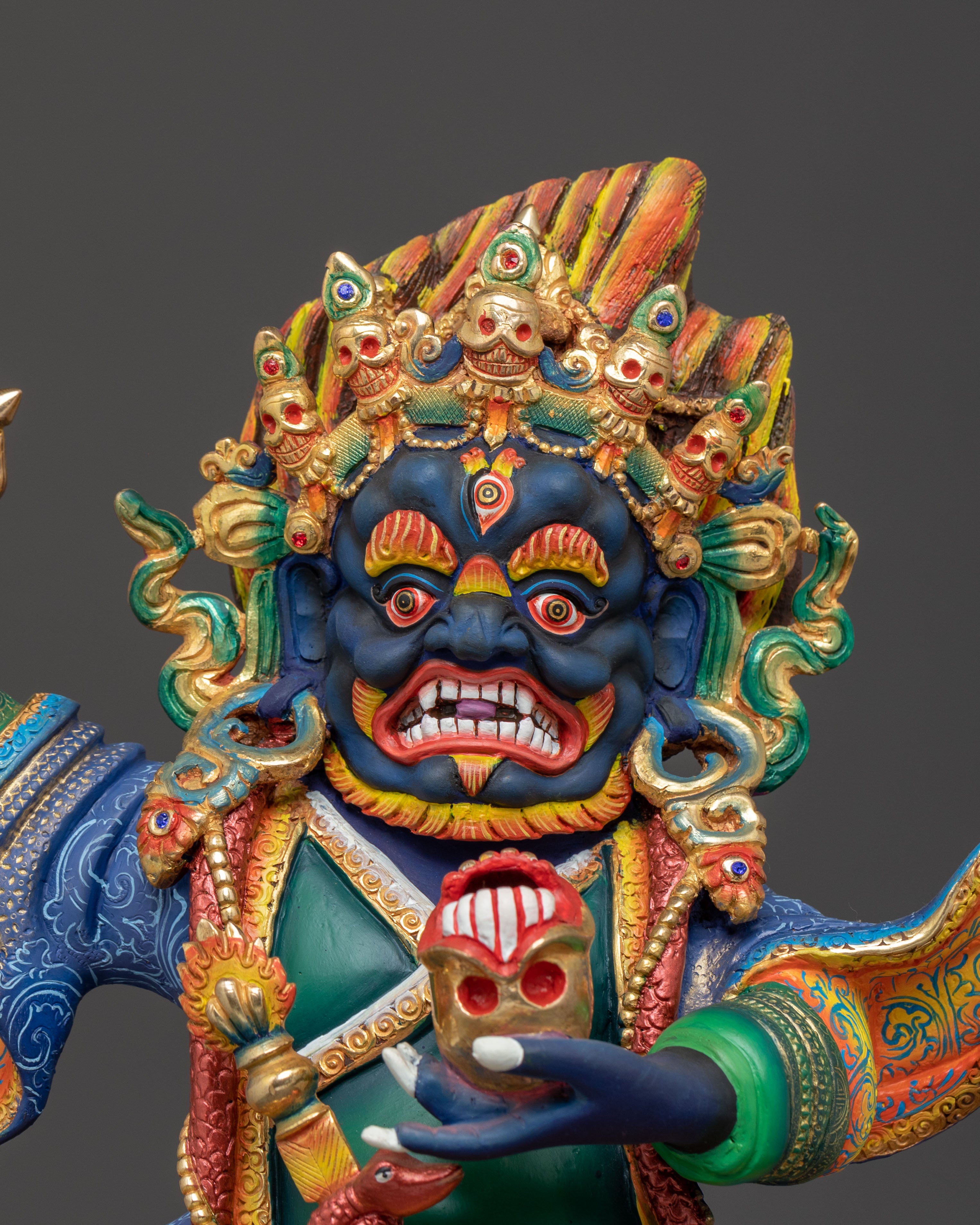 Divine Mahakala Bernakchen Statue – Exquisite Handcrafted Protector