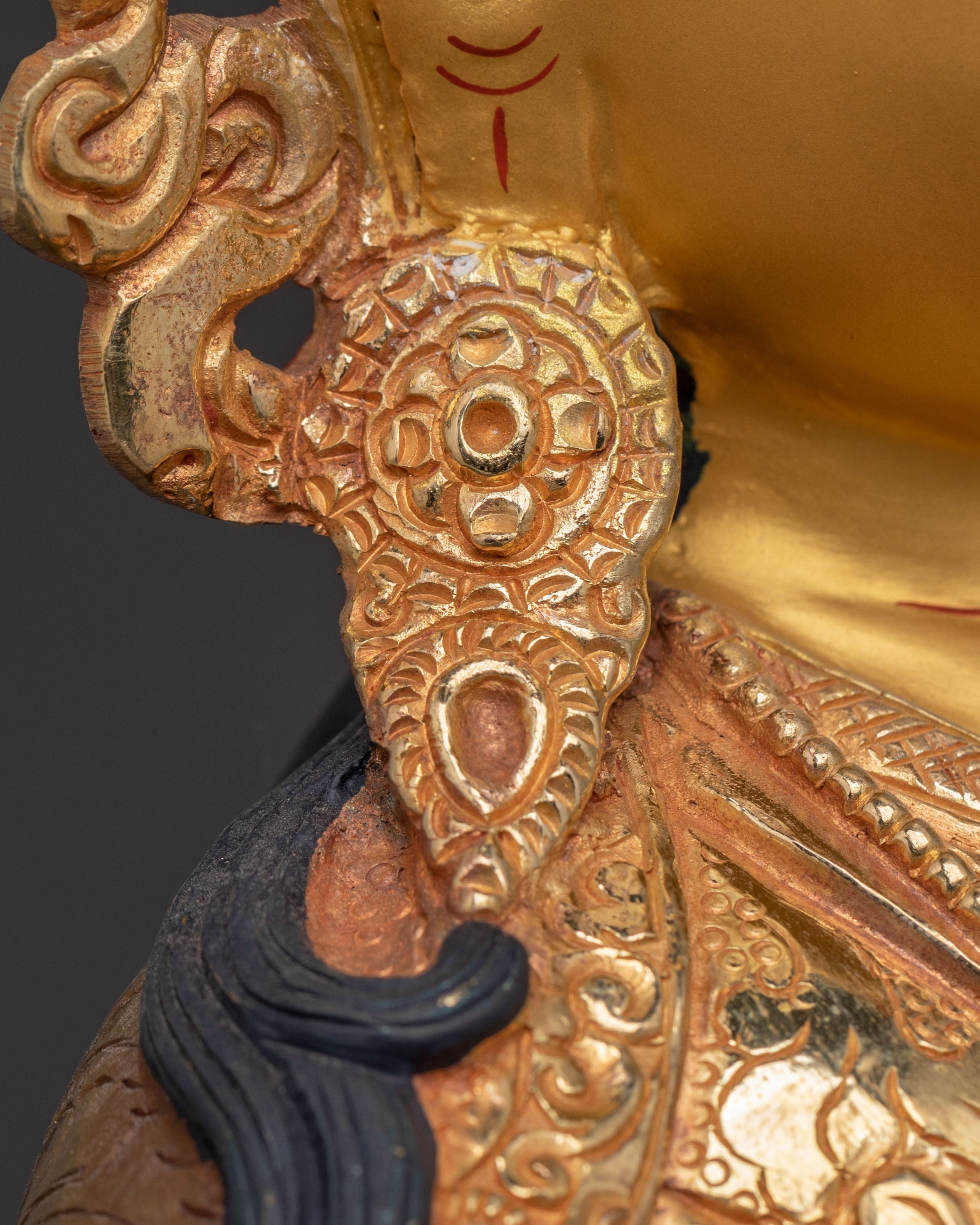 Guru Rinpoche Blessing Statue | Enlightened Presence