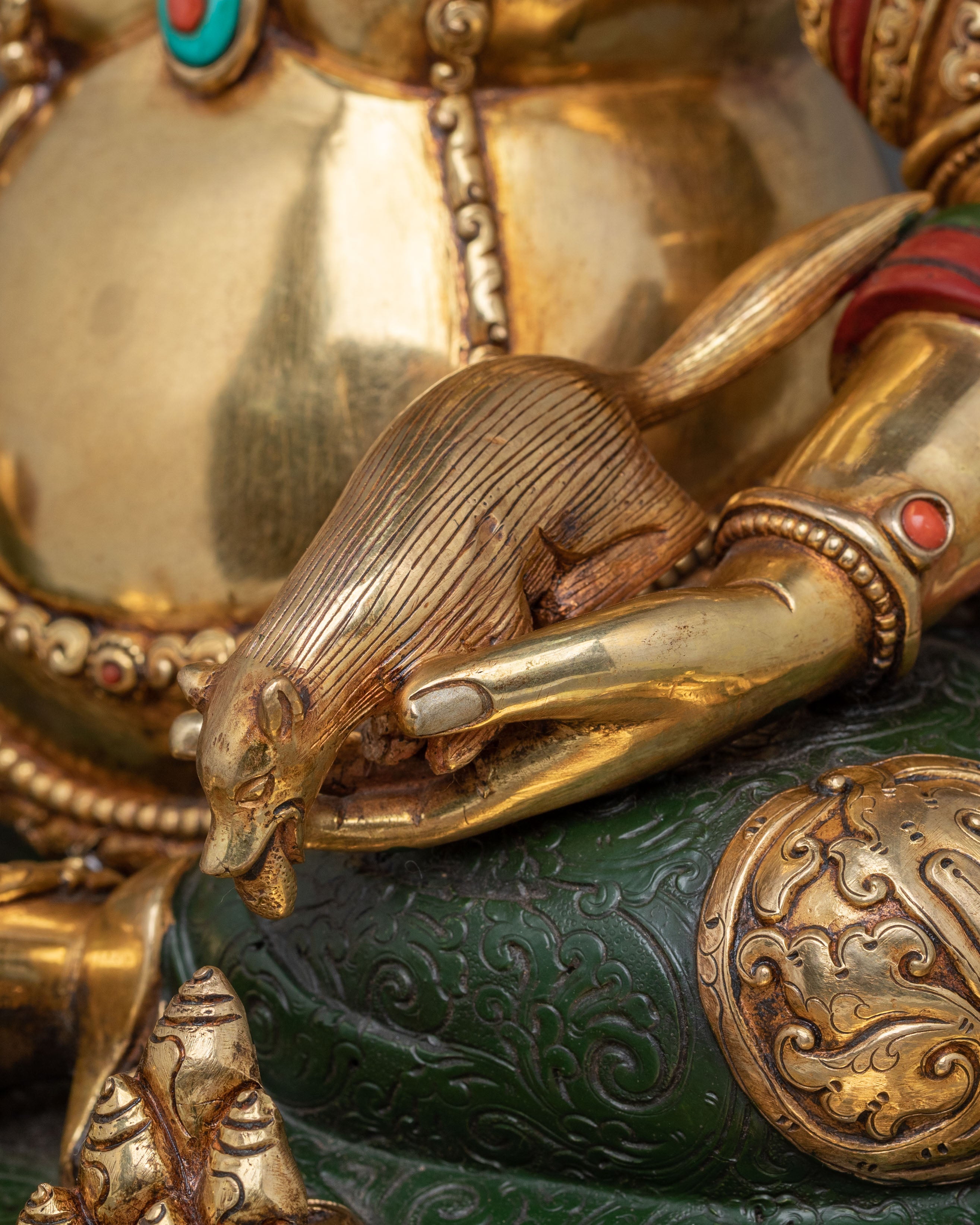 Dzambhala Statue: Buddhist Deity of Prosperity
