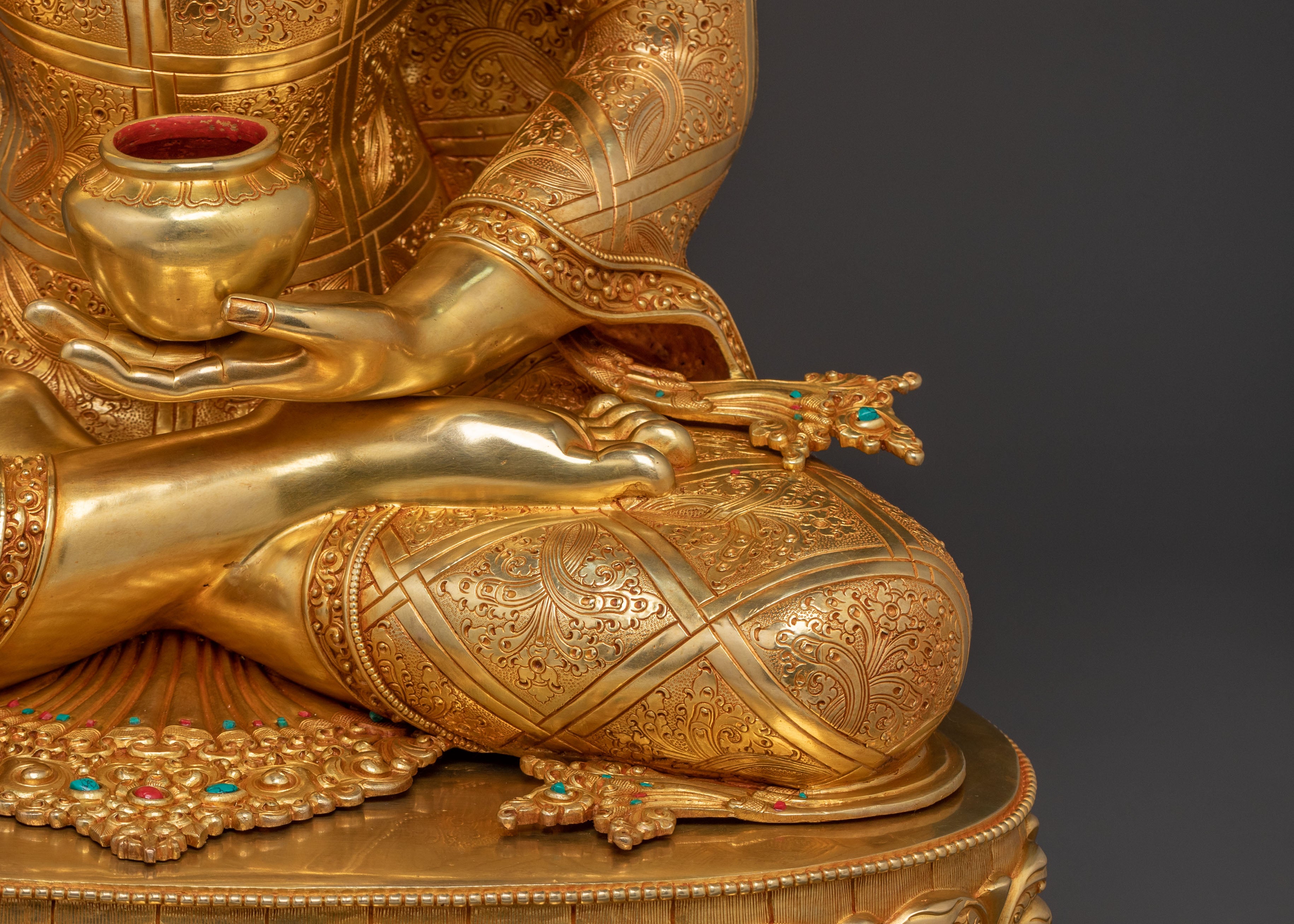 Handcrafted Shakyamuni Buddha Altar Decor Statue