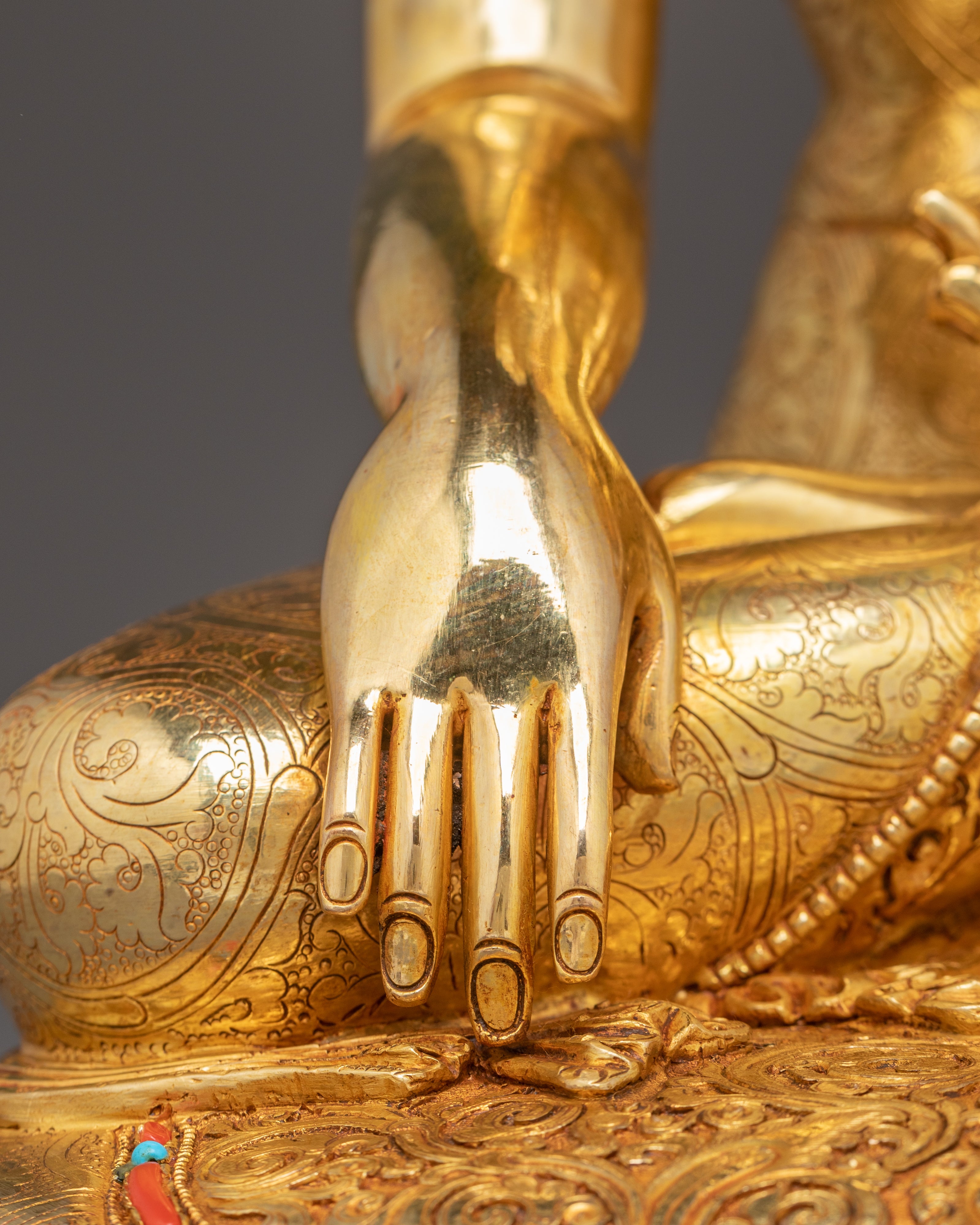 Handmade Gautama Buddha Statue: Founder of Buddhism