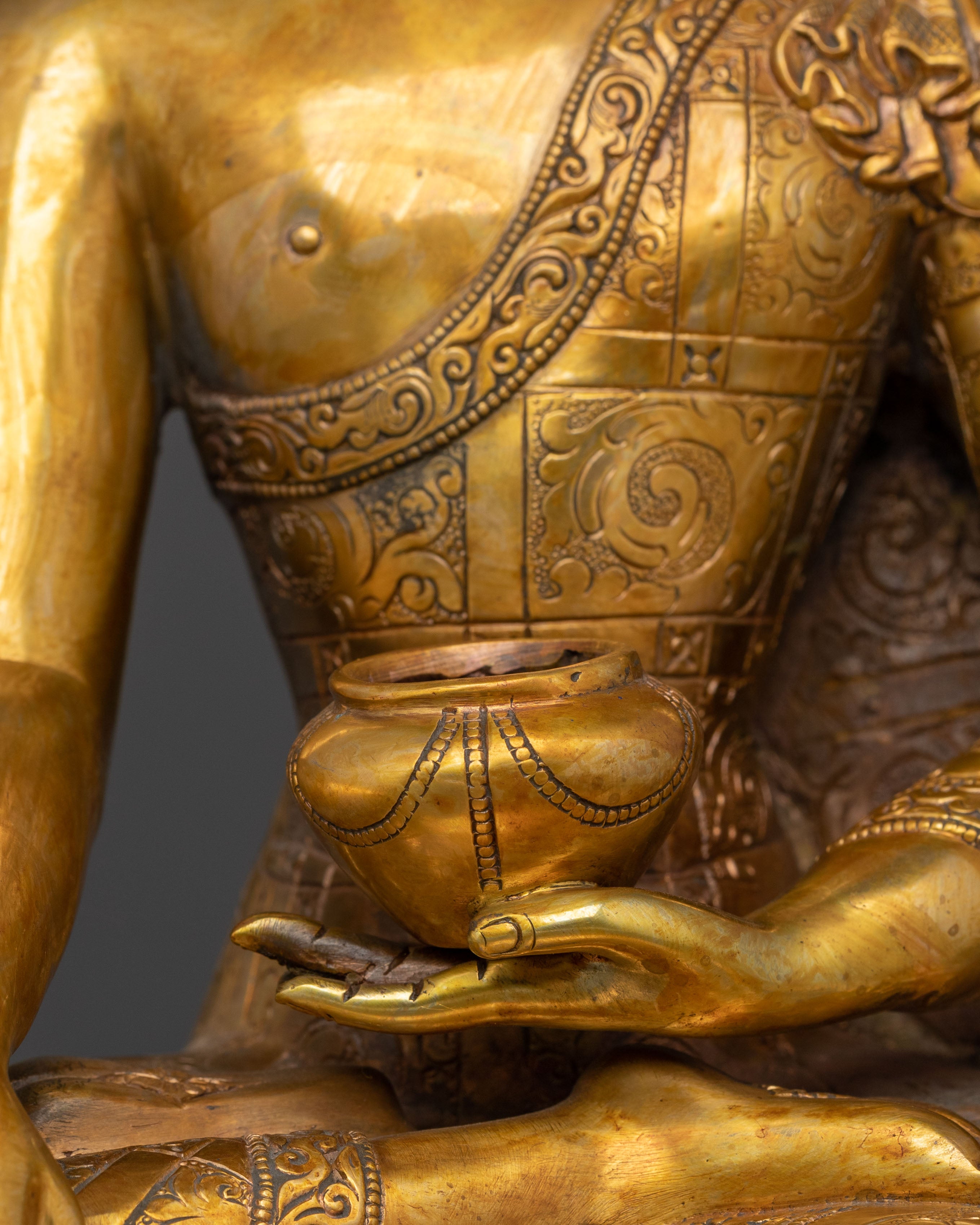 Dharma Buddha: Shakyamuni Spiritual Statue