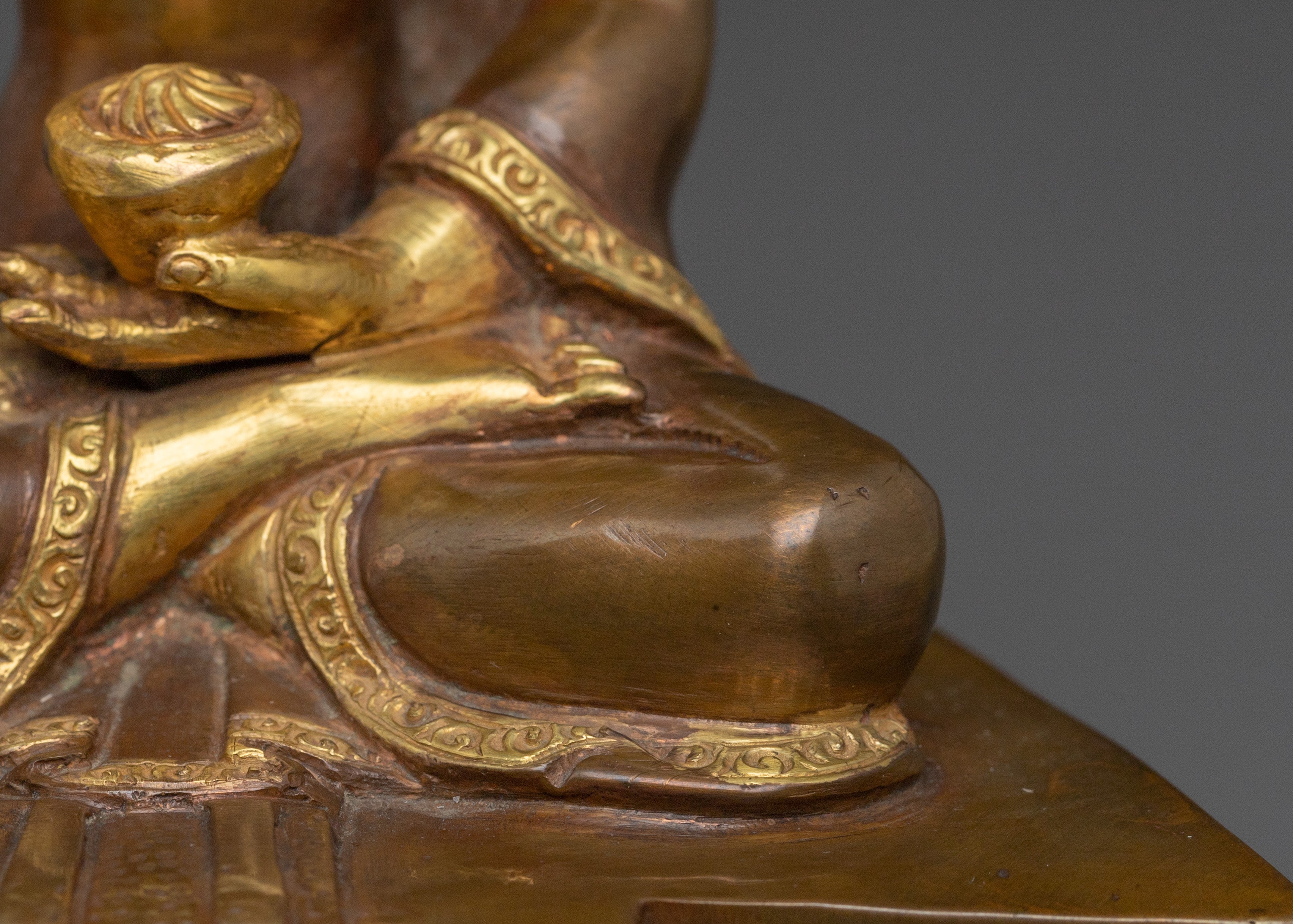 Divine Shakyamuni Buddha Statue: Half Gold Home Decor