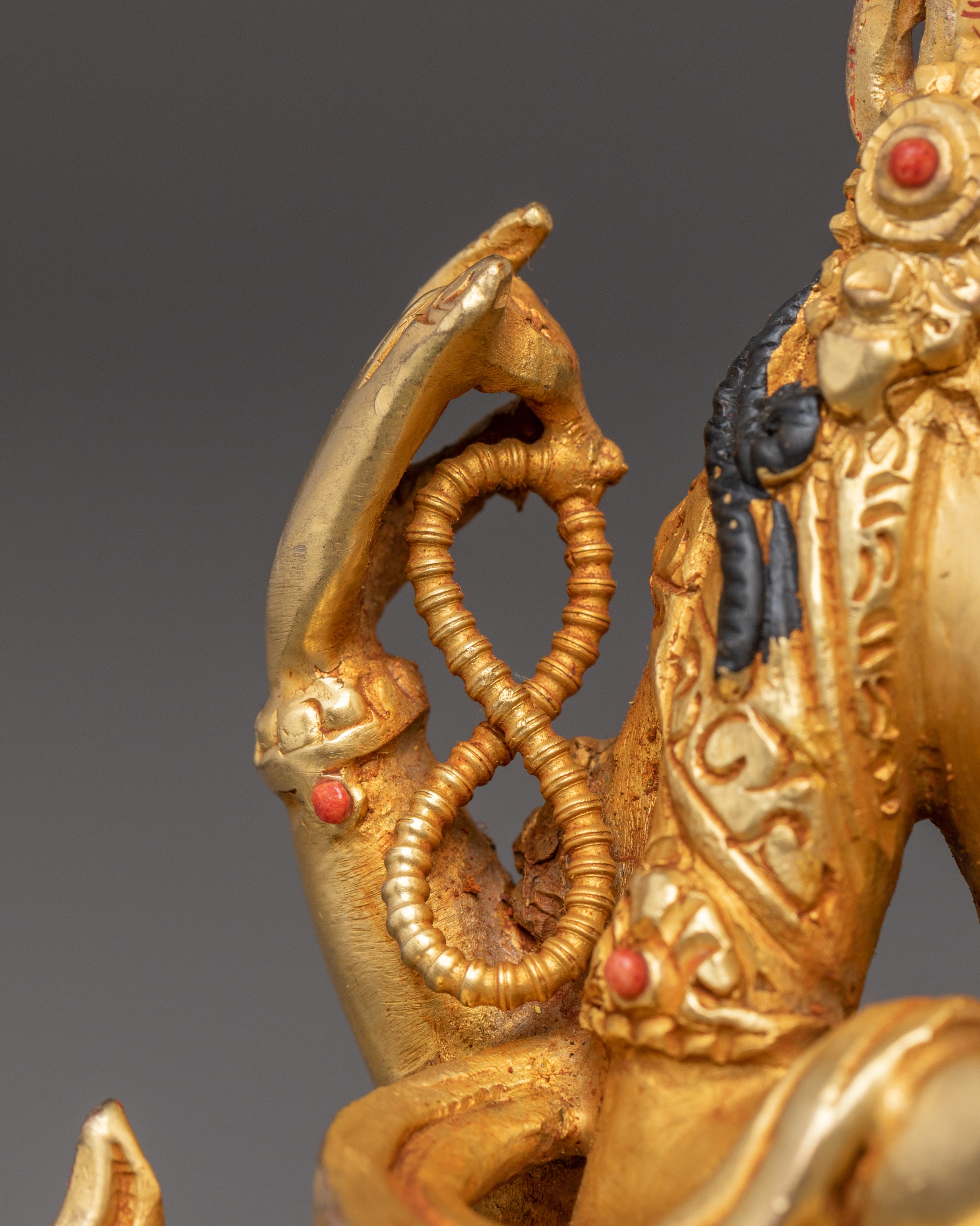 Figurine of Bodhisattva Chenrezig | Four Armed Avalokiteshvara Statue